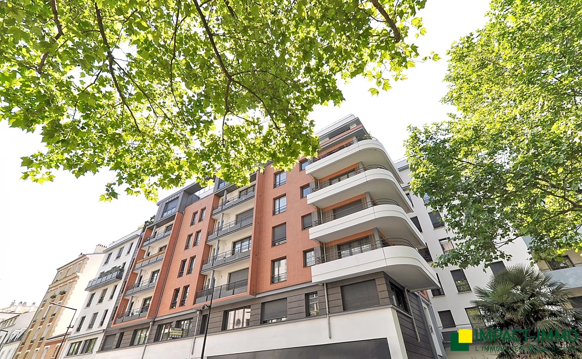 2 pièces dans immeuble récent - rue de Paris