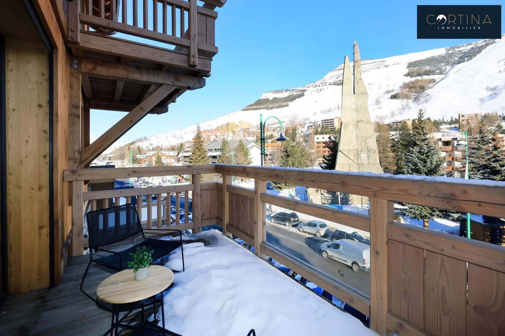 Skier 9 — Duplex pour 8 personnes