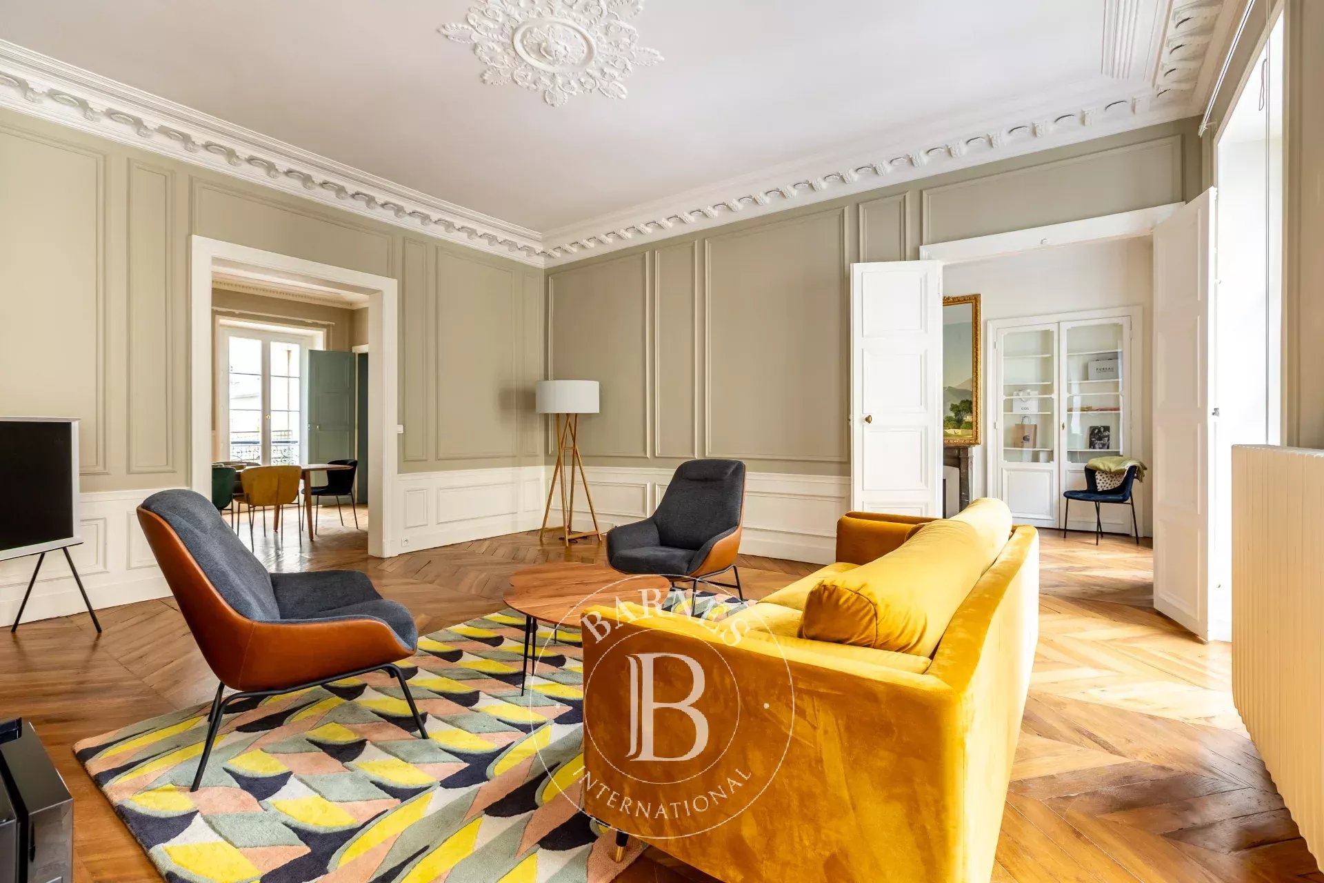 Daire Paris 8ème - picture 4