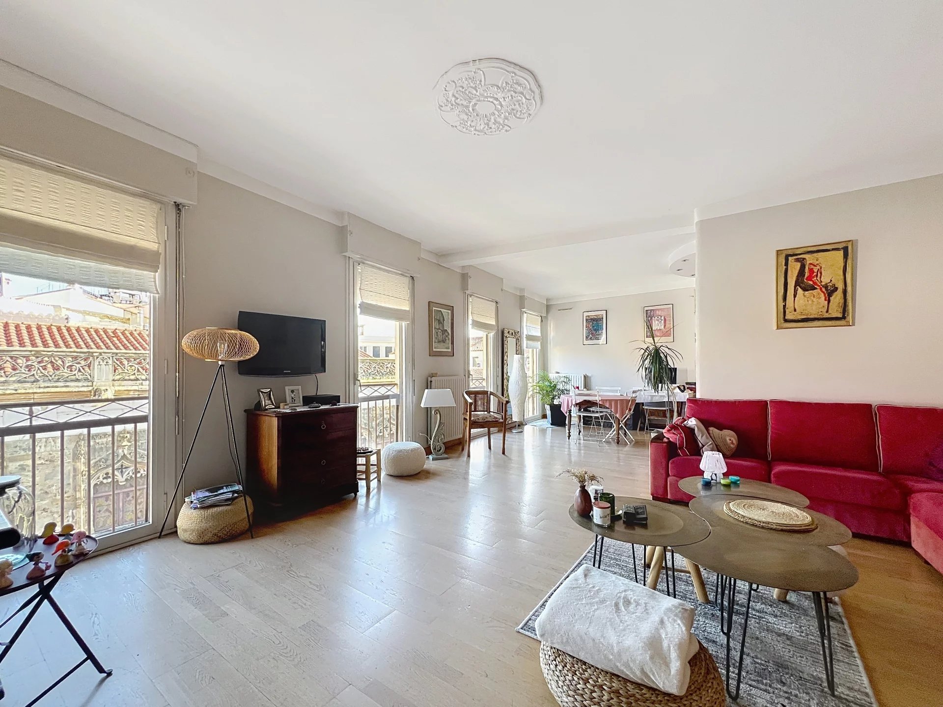 CHARACTER APARTMENT WITH TERRACE, HEART OF TOWN, PERPIGNAN