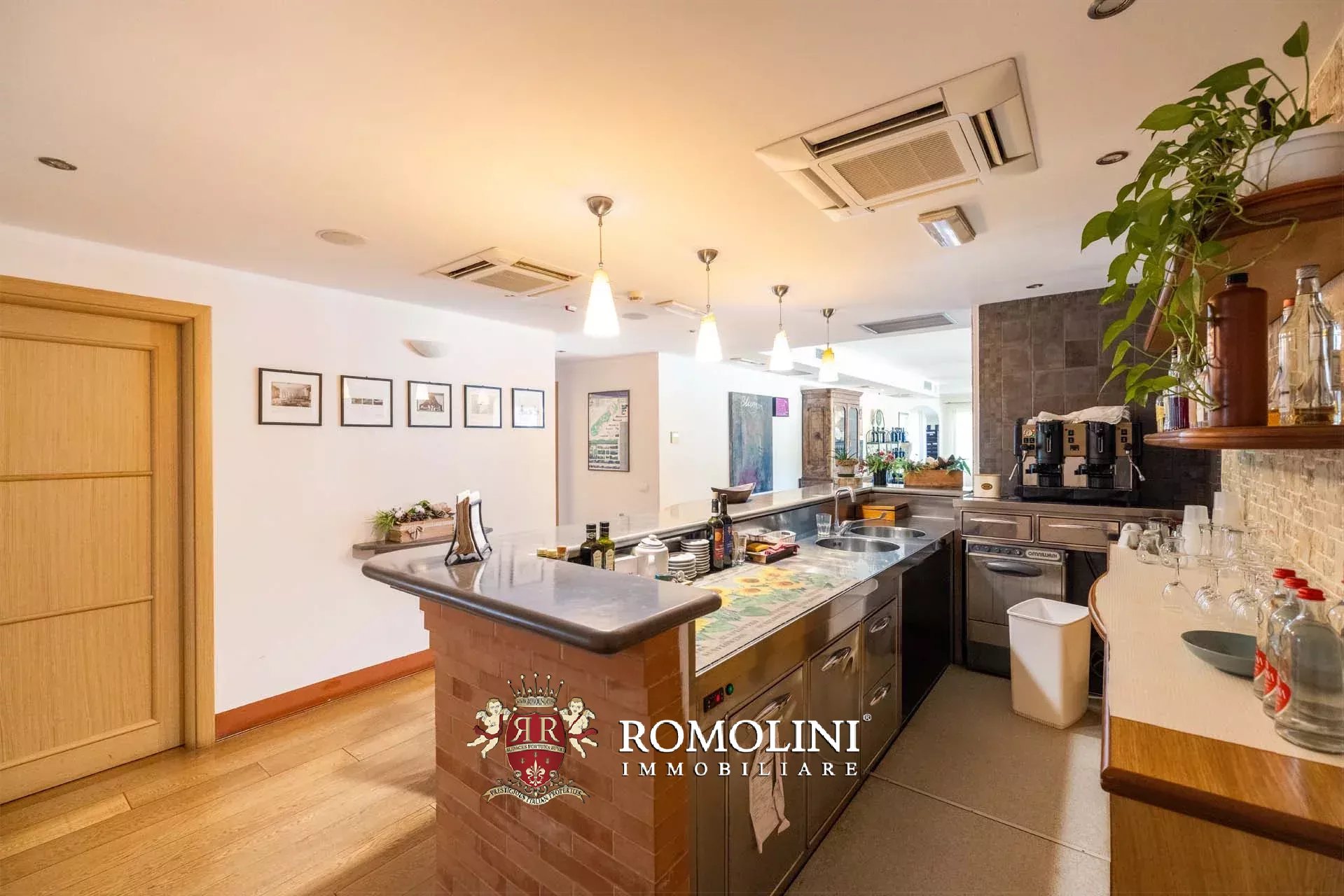 44 Bedroom Villa/Townhouse's Image 28
