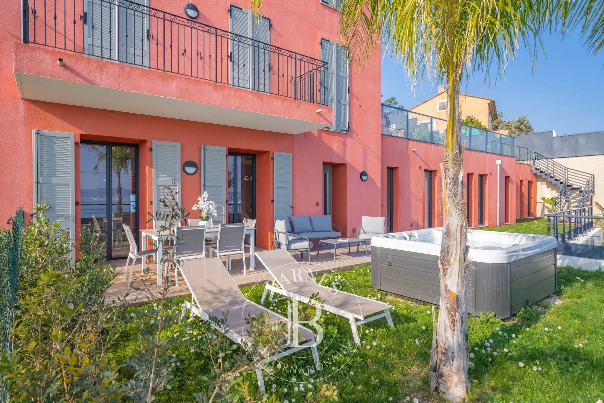 Théoule-sur-Mer  - Appartement 4 Pi&egrave;ces 3 Chambres - picture 2