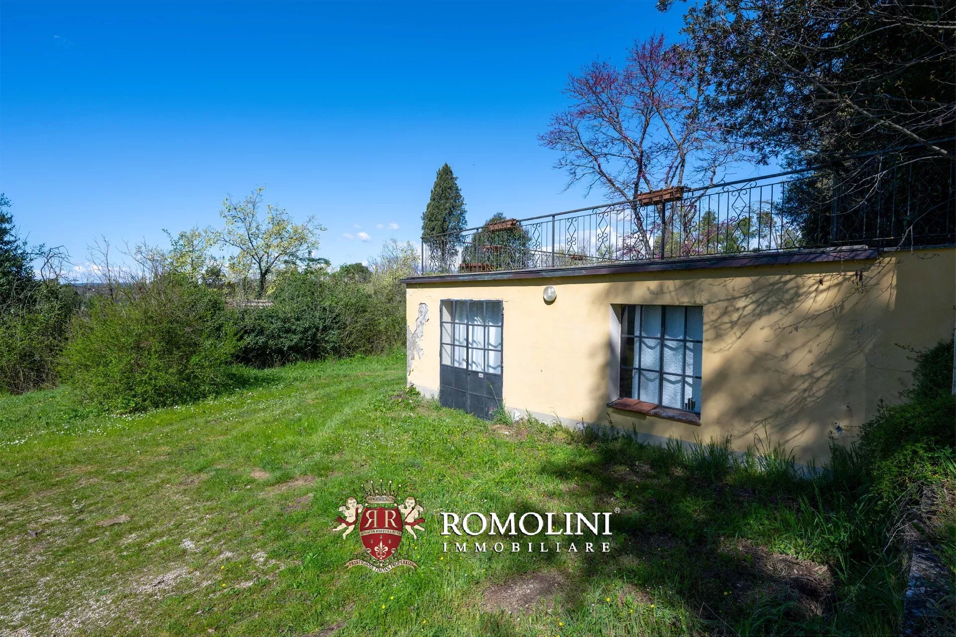 5 Bedroom Villa/Townhouse's Image 9