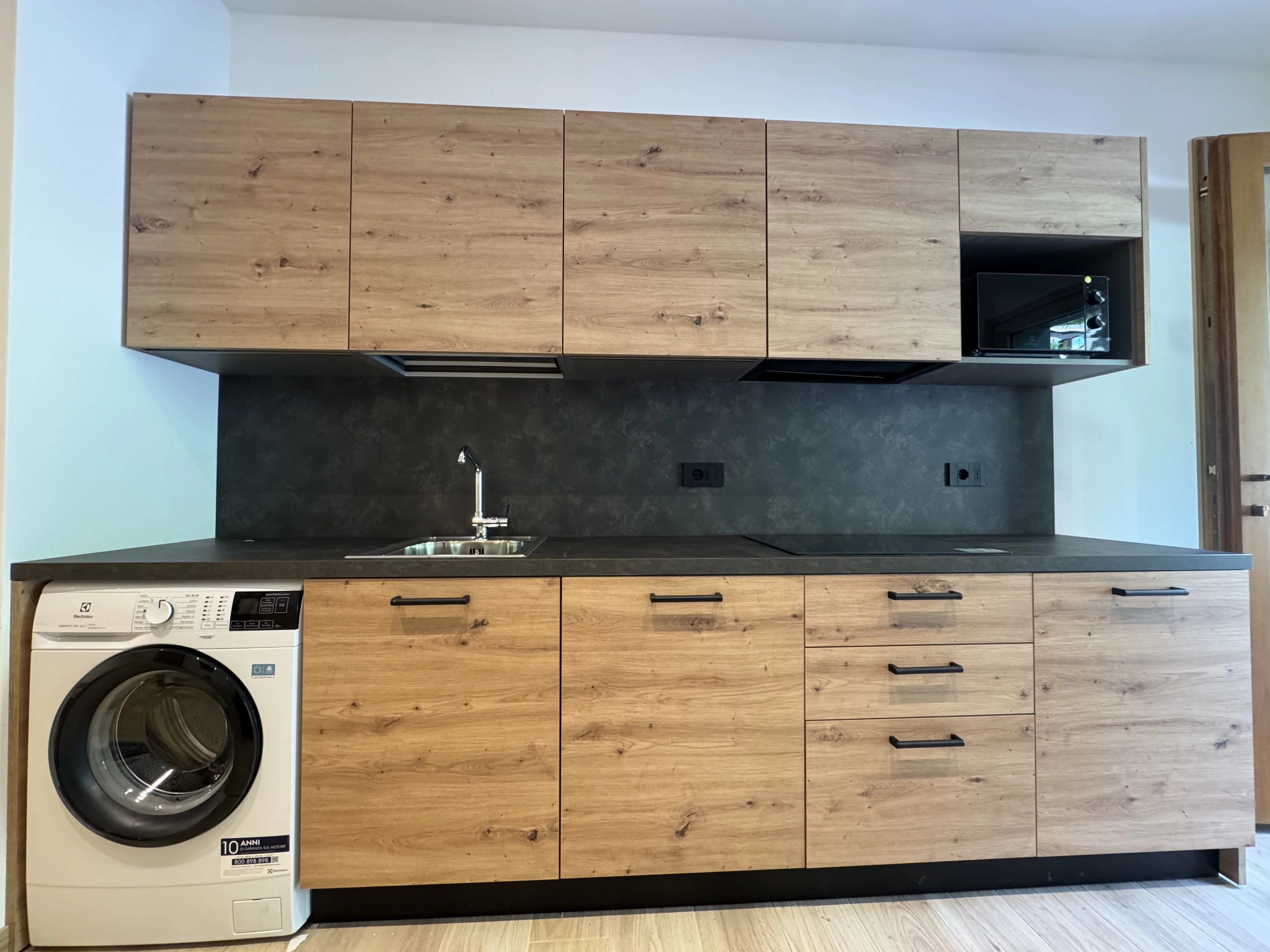 NEW STUDIO APARTMENT WITH PARKING SPACE — photo 16