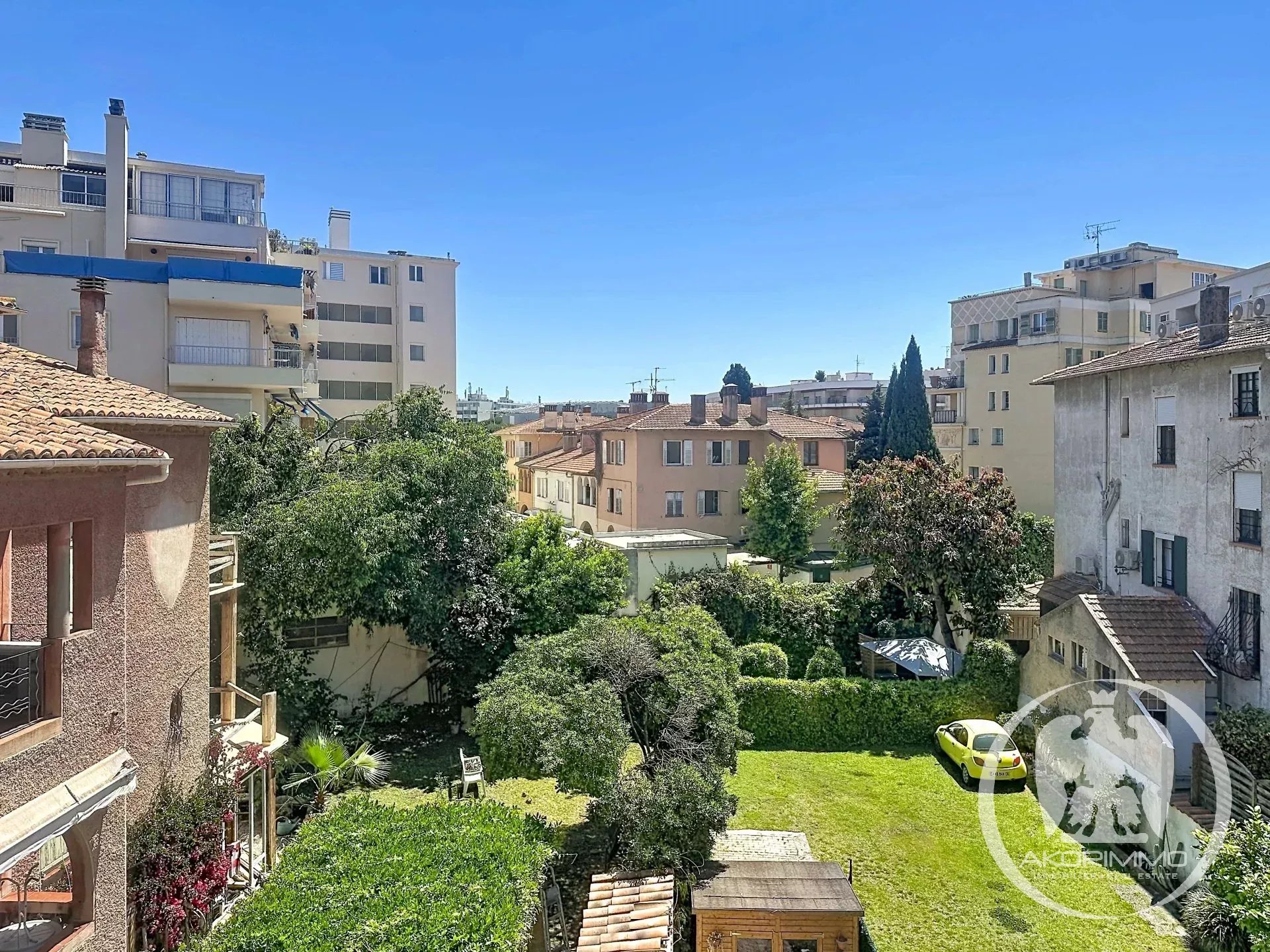 Apartment  - 2 rooms  - 46.91 m² -  €220,000 - For sale