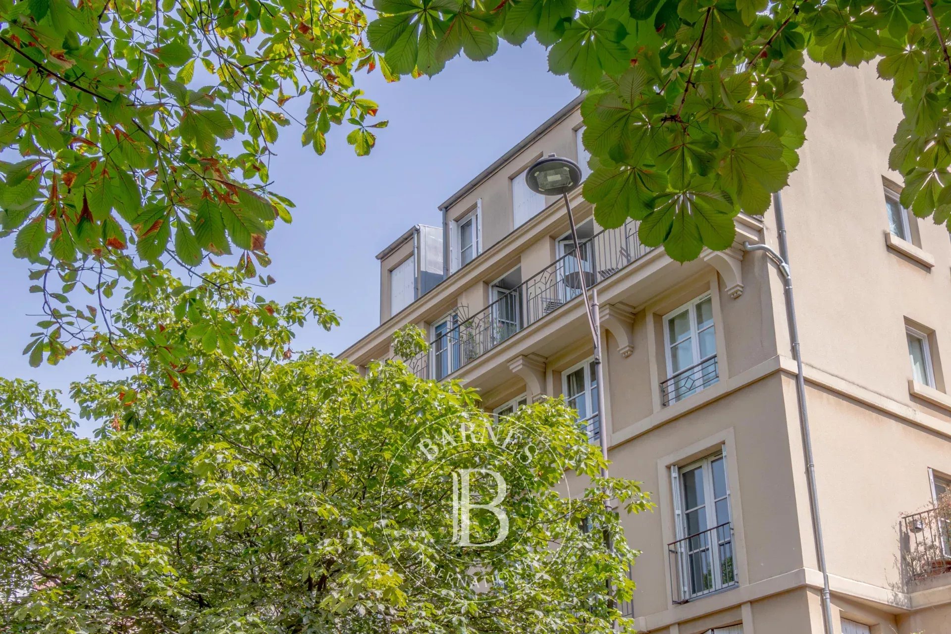 Daire Paris 5ème - picture 9