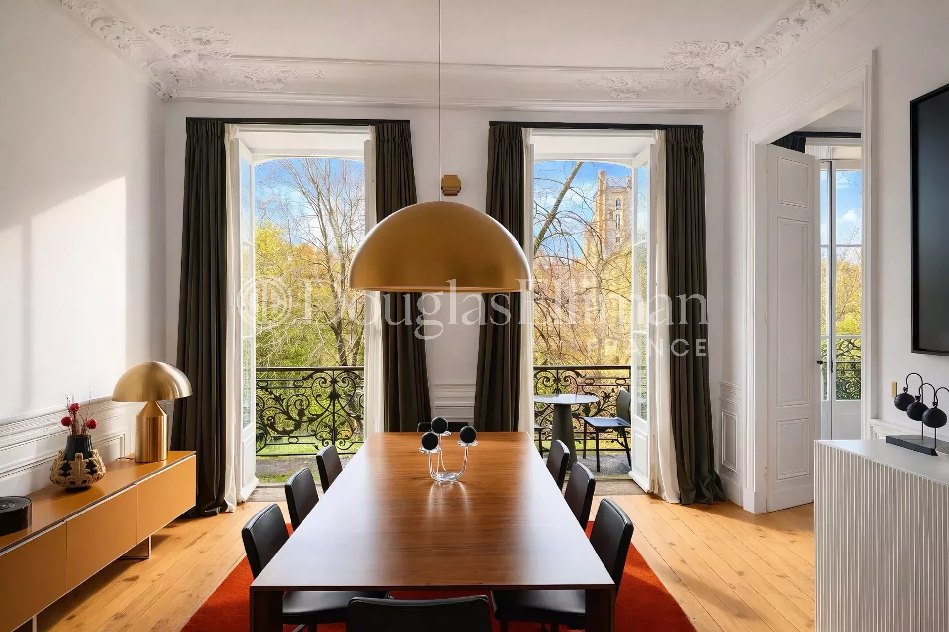 TRIANGLE D&rsquo;OR – Appartement de prestige avec ascenseur et parking - Image nᵒ2