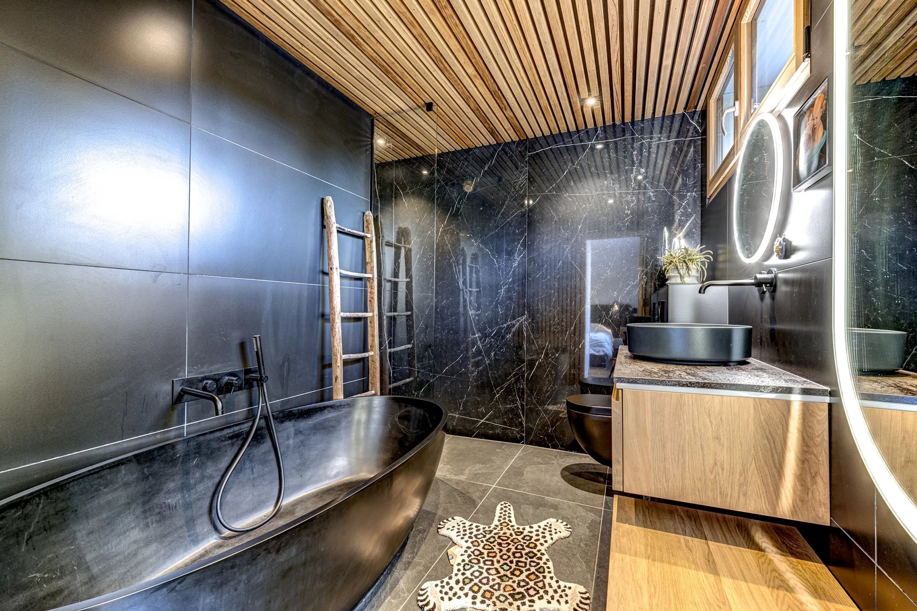 Photo of CHAMONIX - A beautifully renovated 4-bedroom apartment in the centre of Chamonix