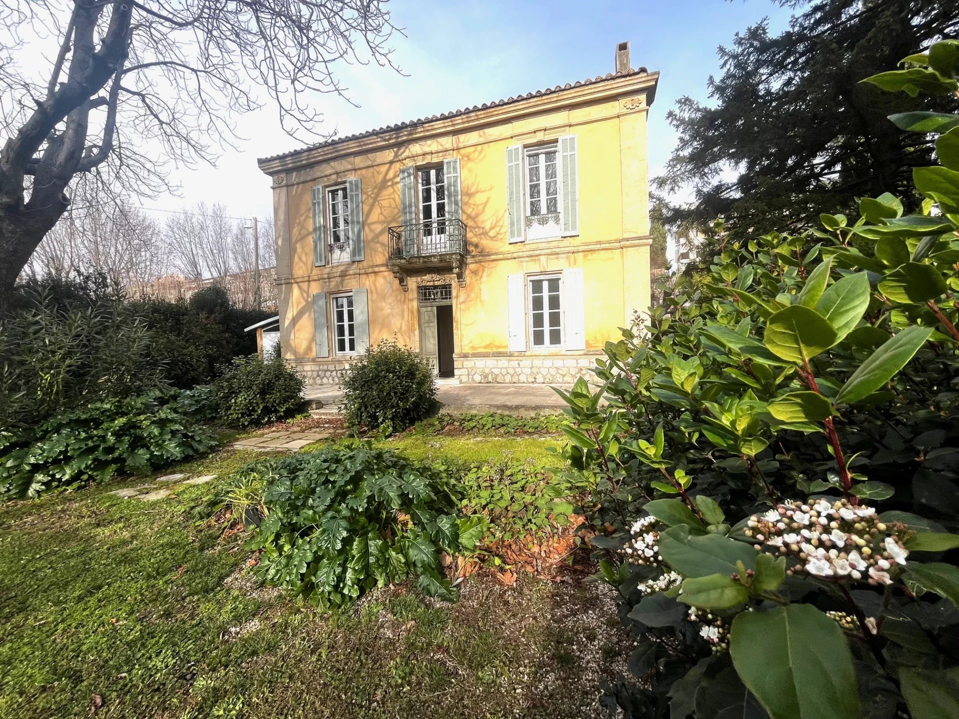 Agence immobilière de Leonis Immobilier Pays d'Arles