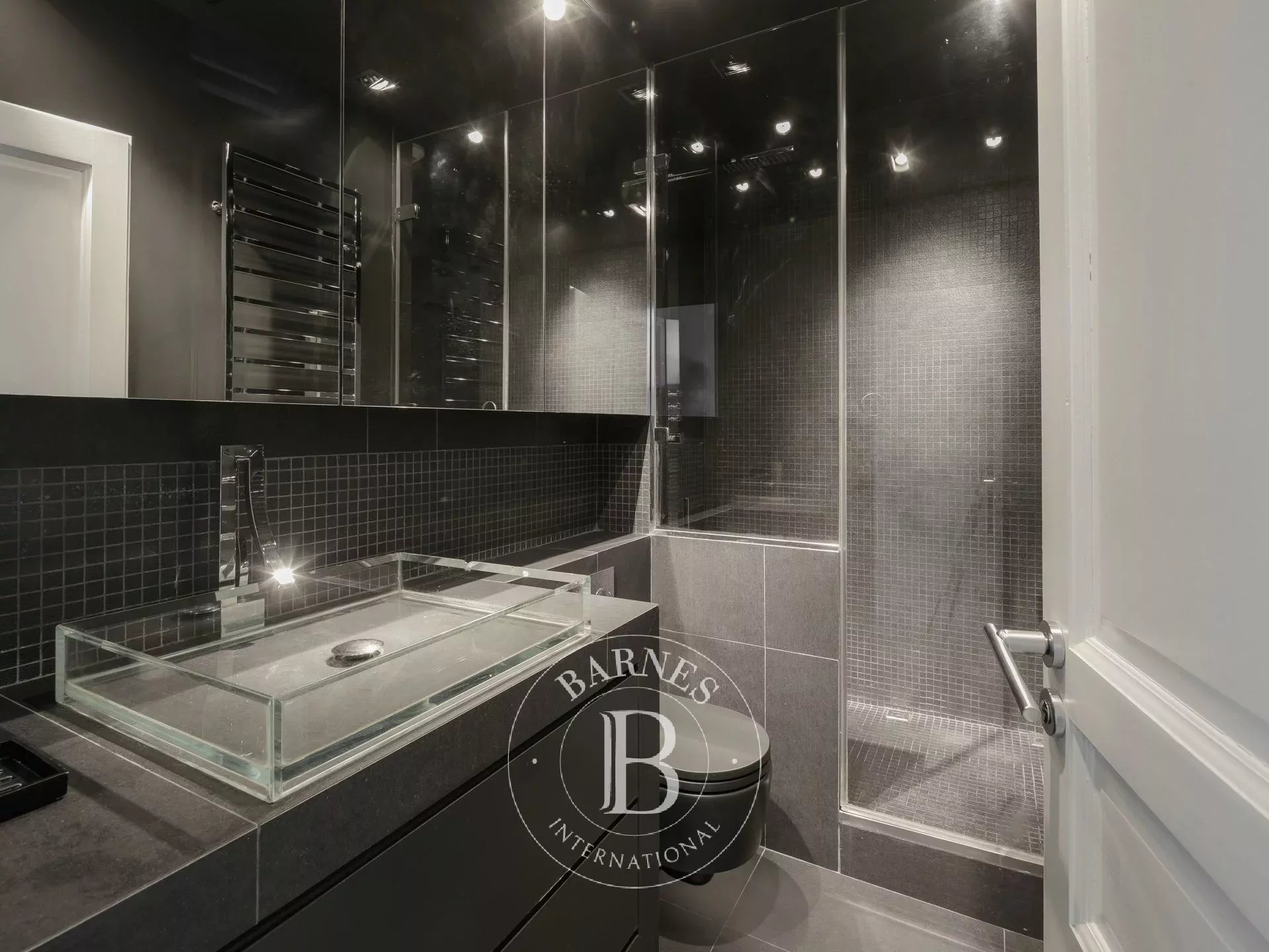 Daire Paris 8ème - picture 12