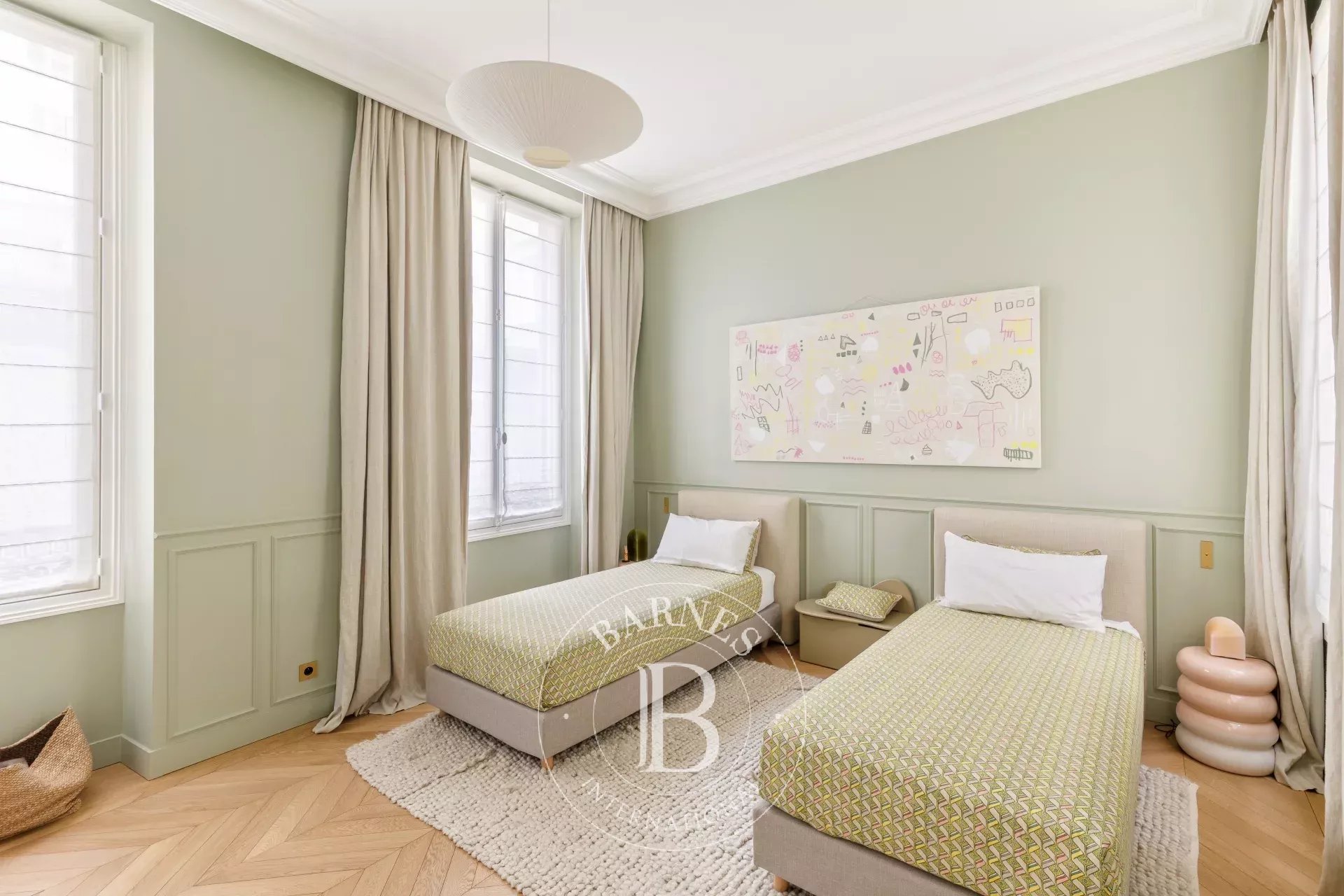 Paris  - Apartment 3 Bedrooms - picture 12
