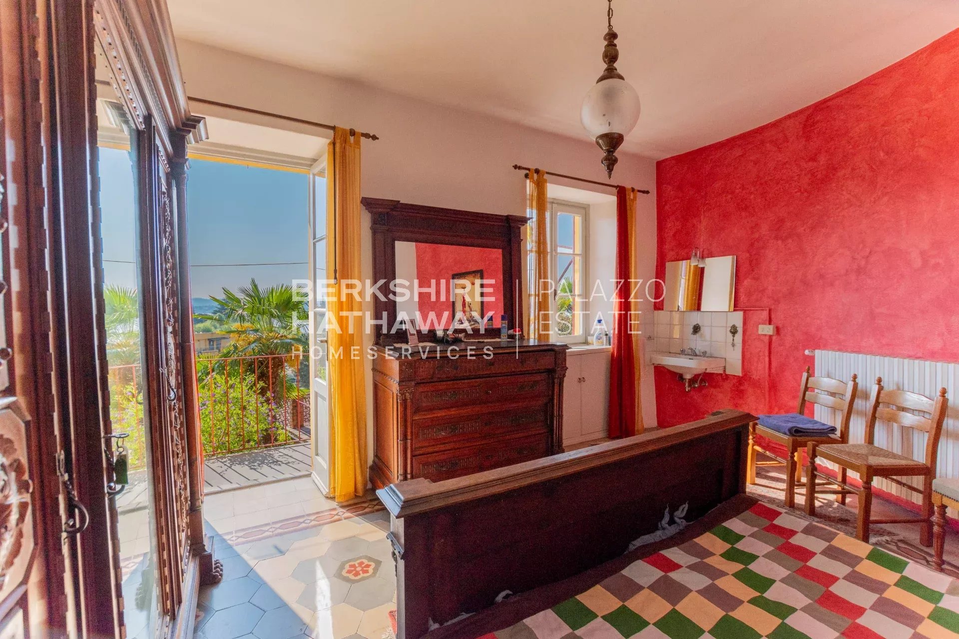 Historic Residence with Three Independent Units and Panoramic Lake Maggiore Views in Solcio di Lesa