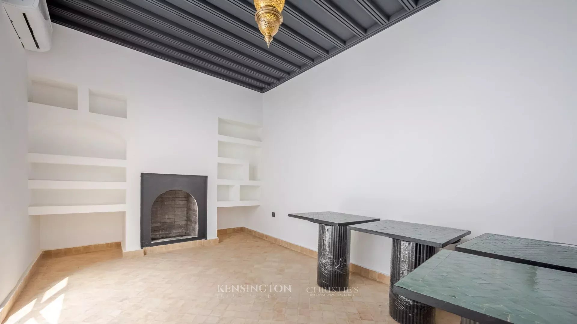 4 Bedroom Villa/Townhouse's Image 5
