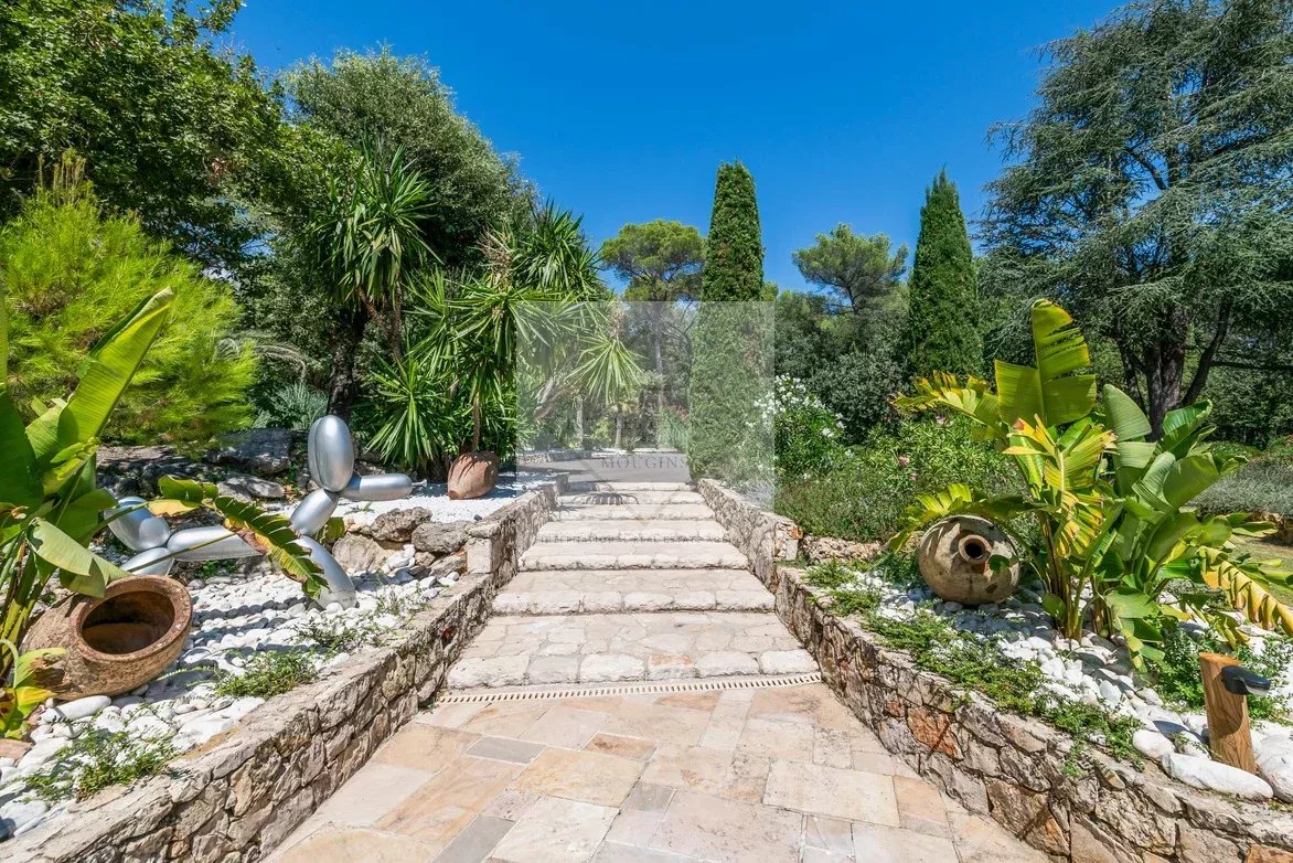 Villa d’exception à louer à l’année — photo 39