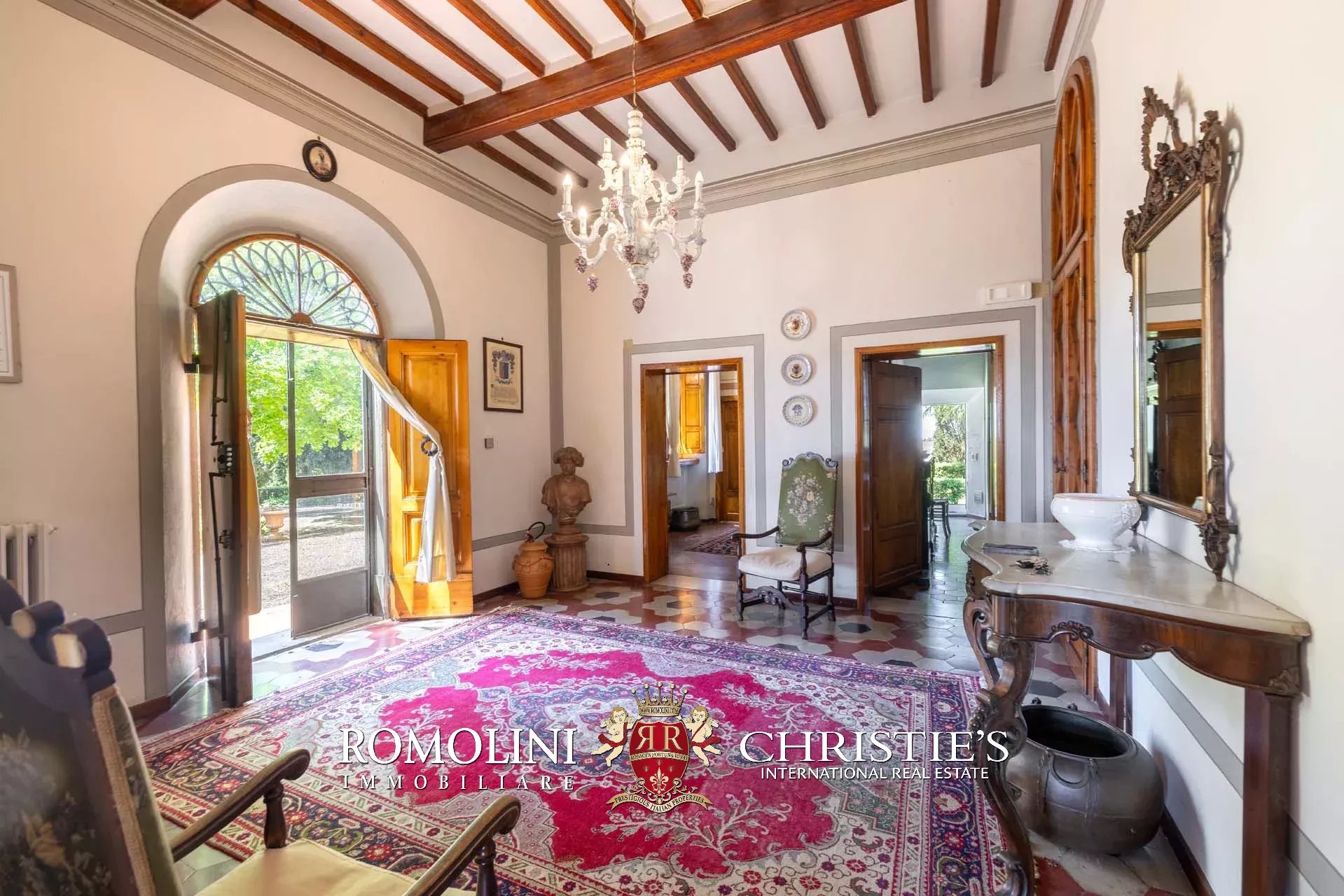 30 Bedroom Vineyard's Image 41
