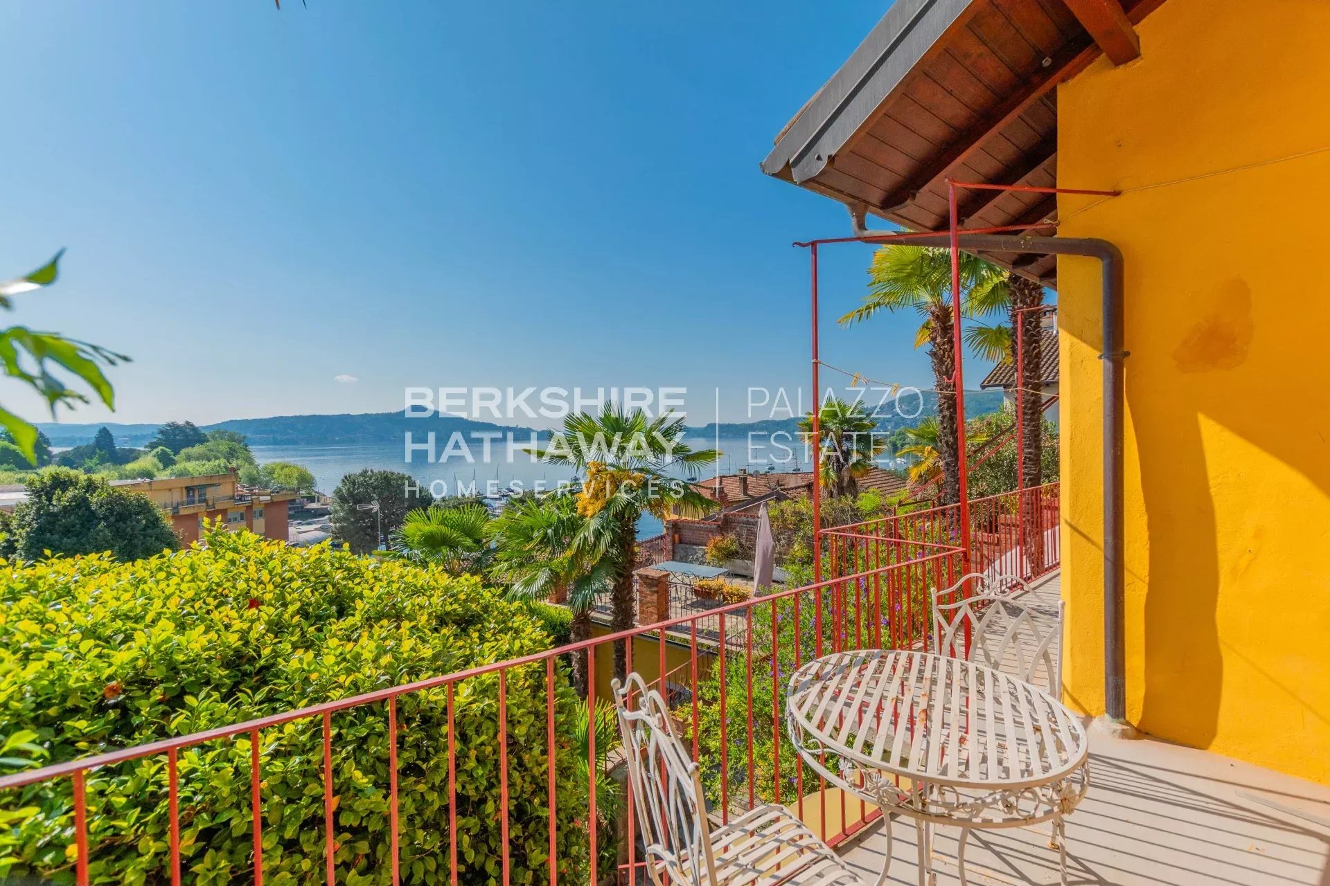 Historic Residence with Three Independent Units and Panoramic Lake Maggiore Views in Solcio di Lesa