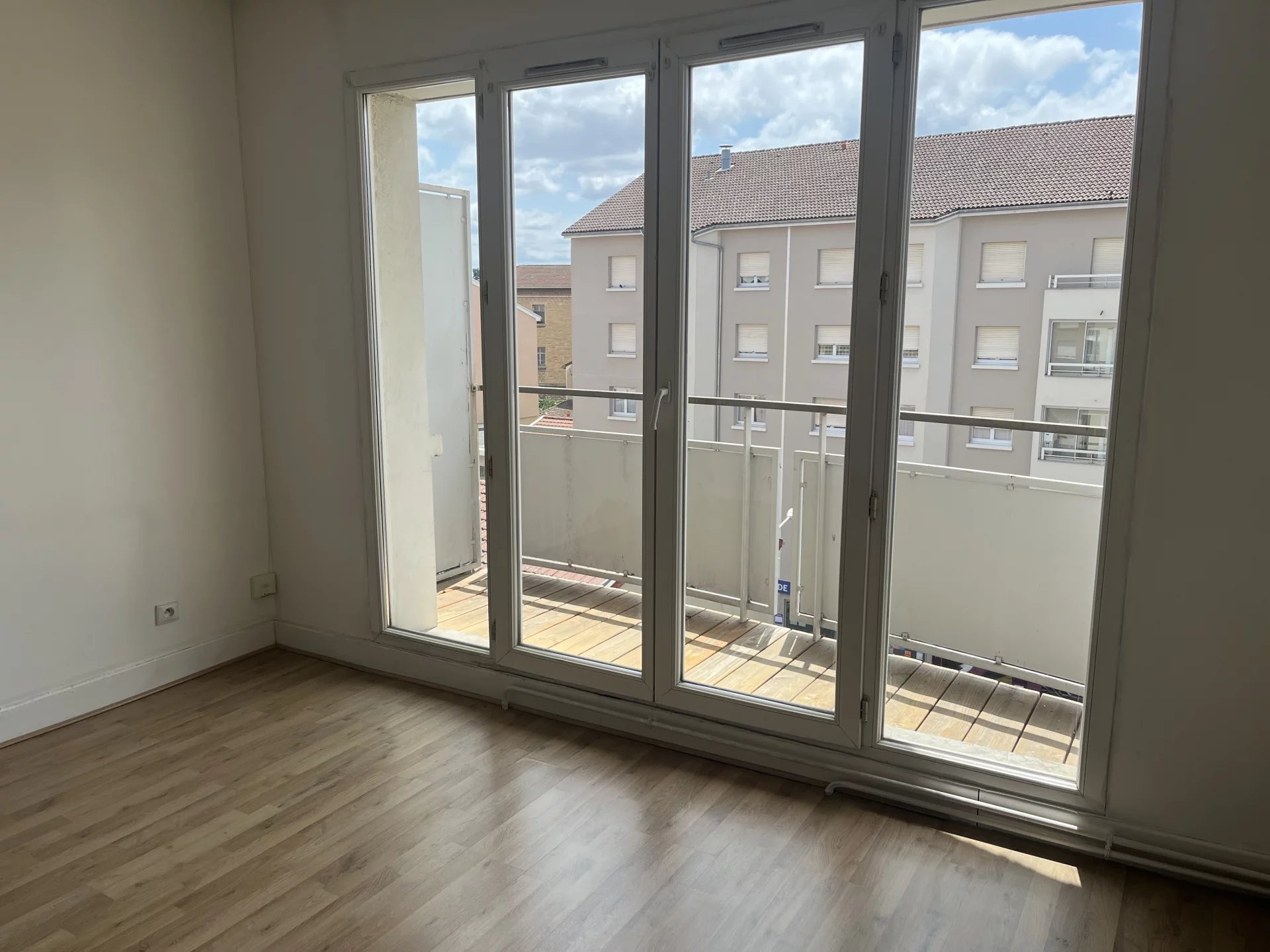 481160 Location Lyon 3ème