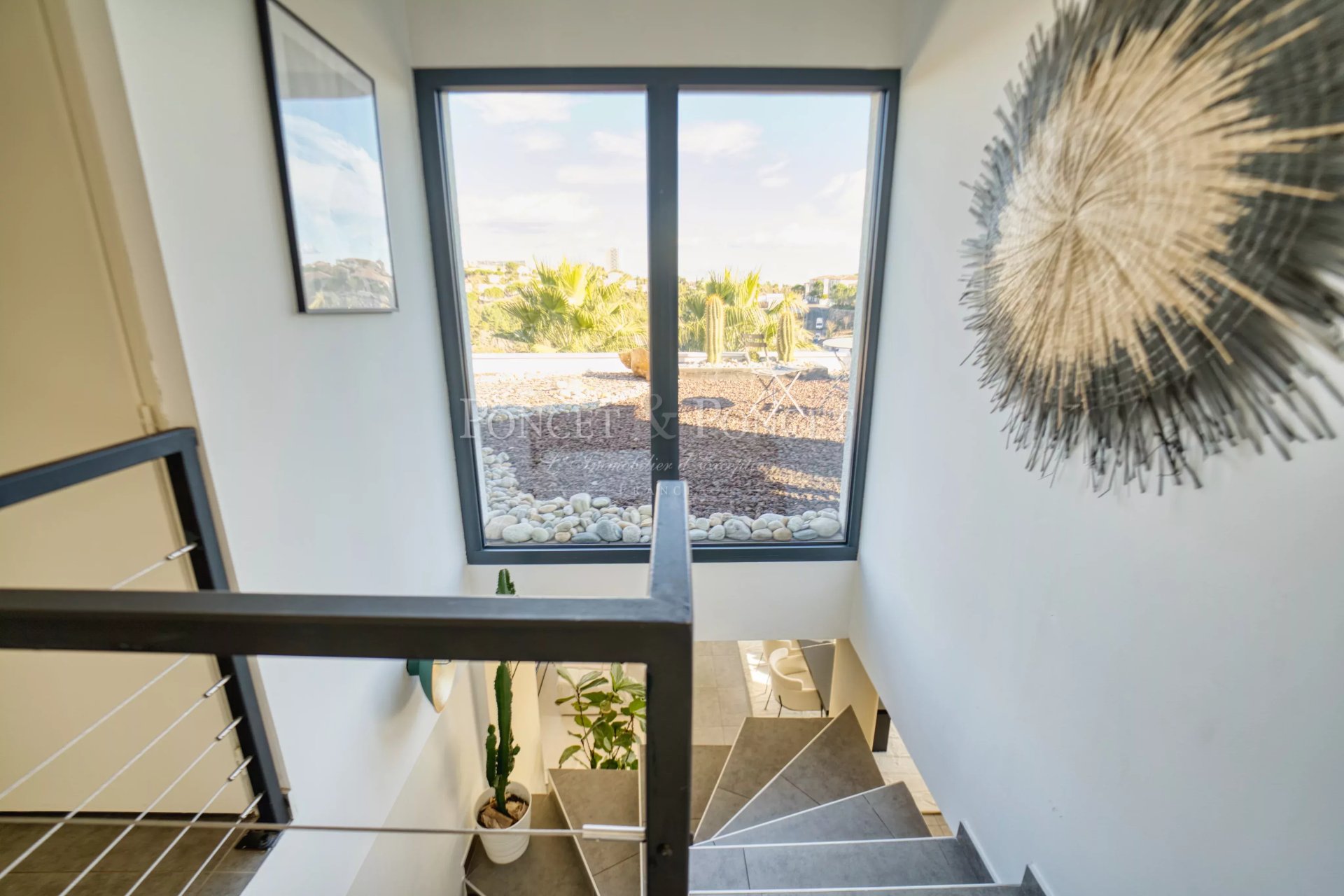 4 Bedroom Villa/Townhouse's Image 11