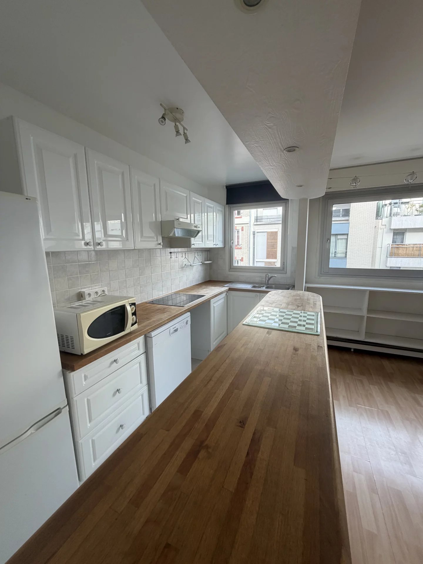 Sale Apartment Paris 10th