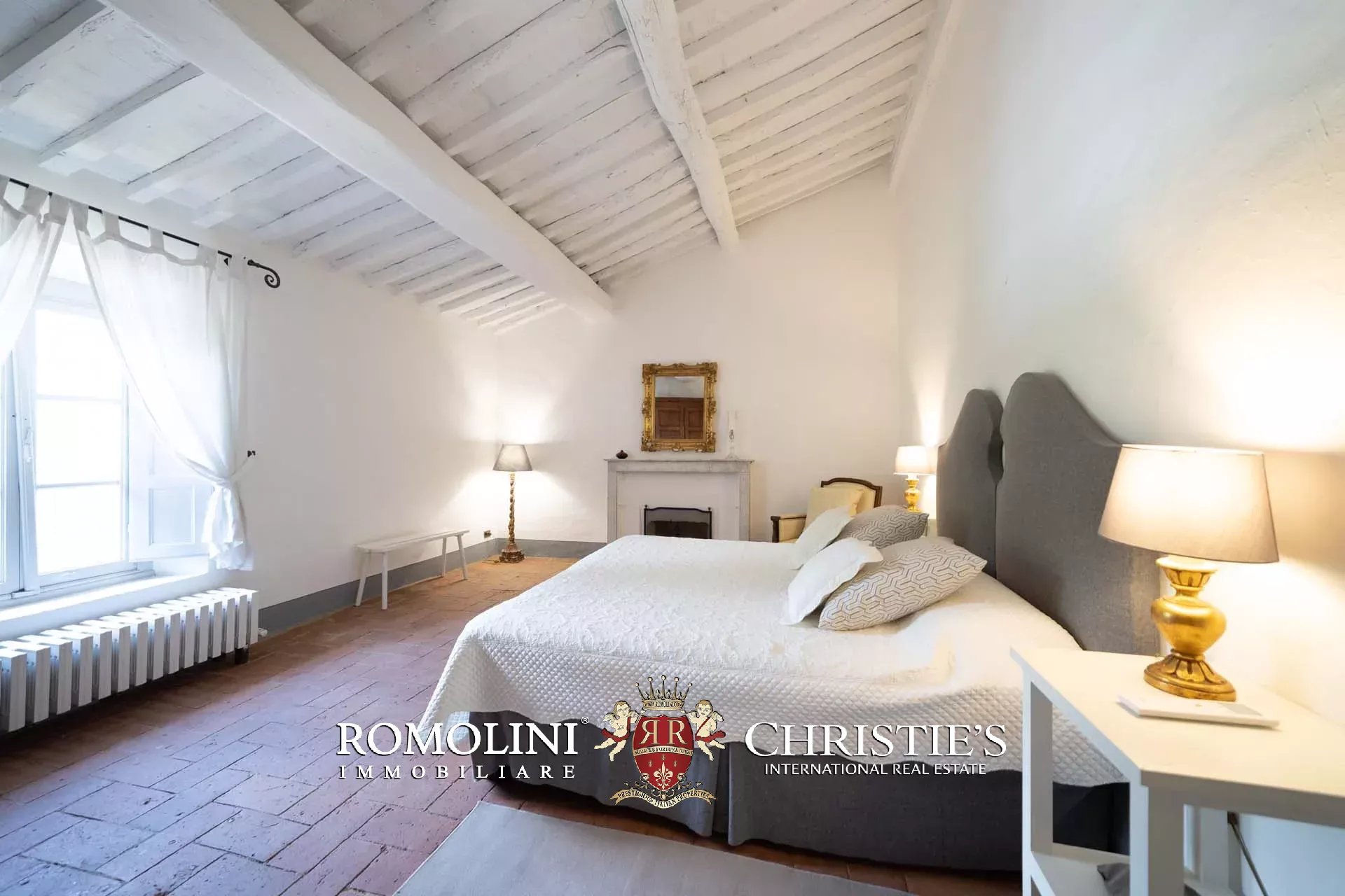 15 Bedroom Villa/Townhouse's Image 43
