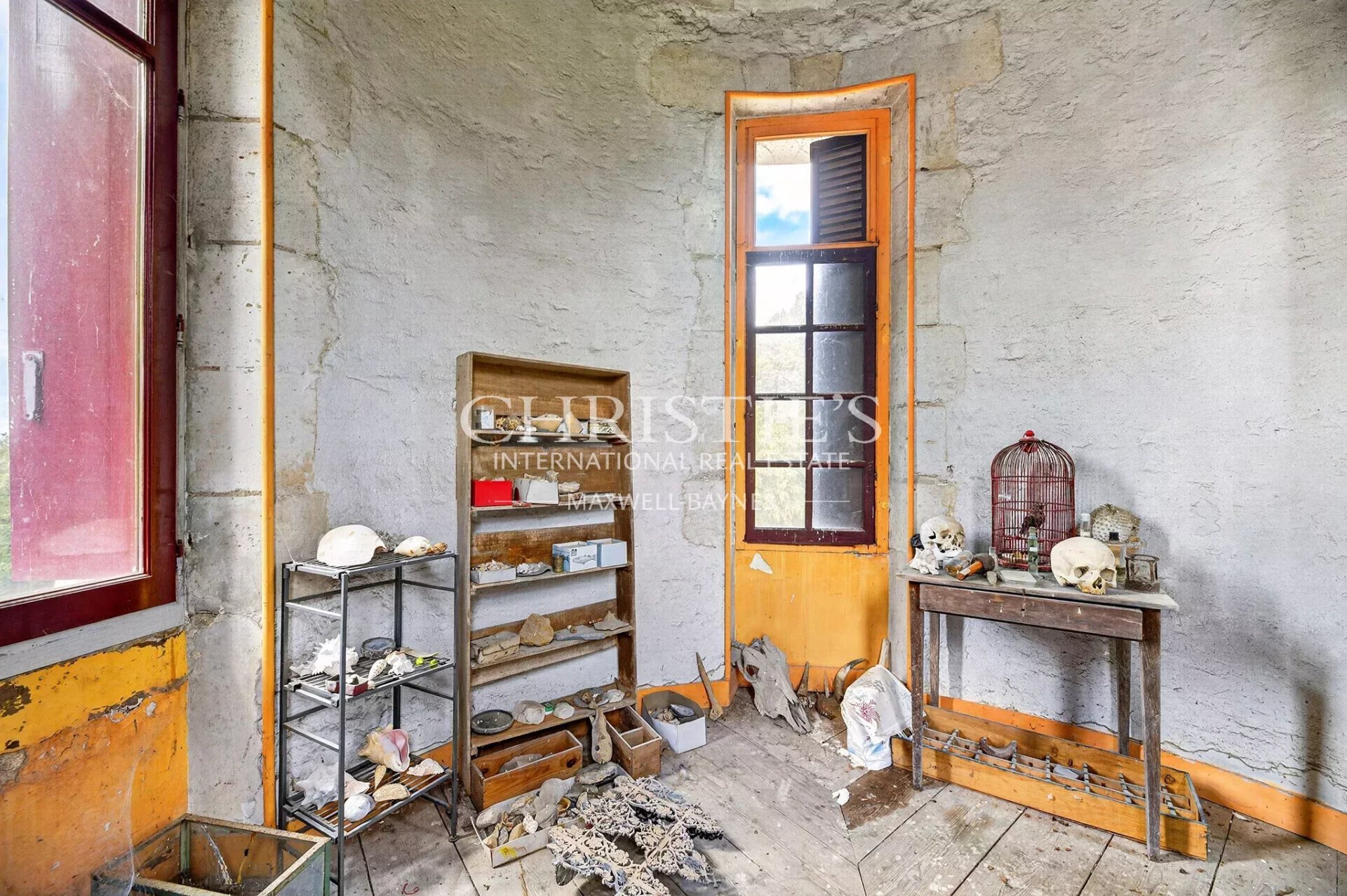 9 Bedroom Chateau's Image 31