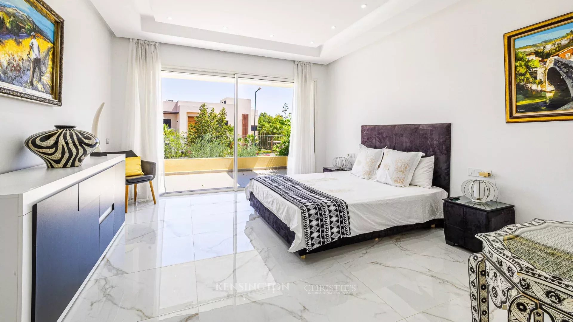 4 Bedroom Villa/Townhouse's Image 10