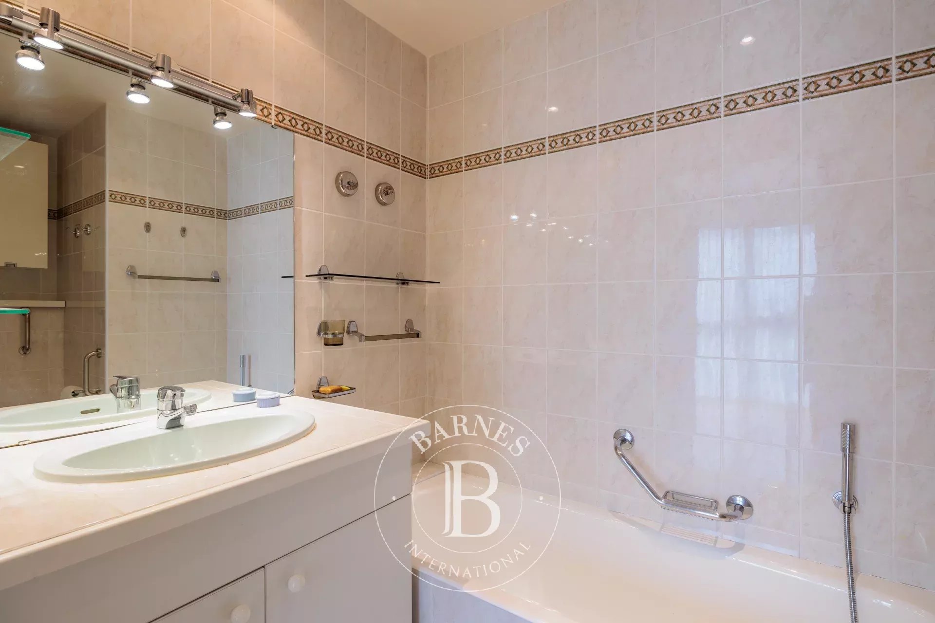 Daire Annecy - picture 6