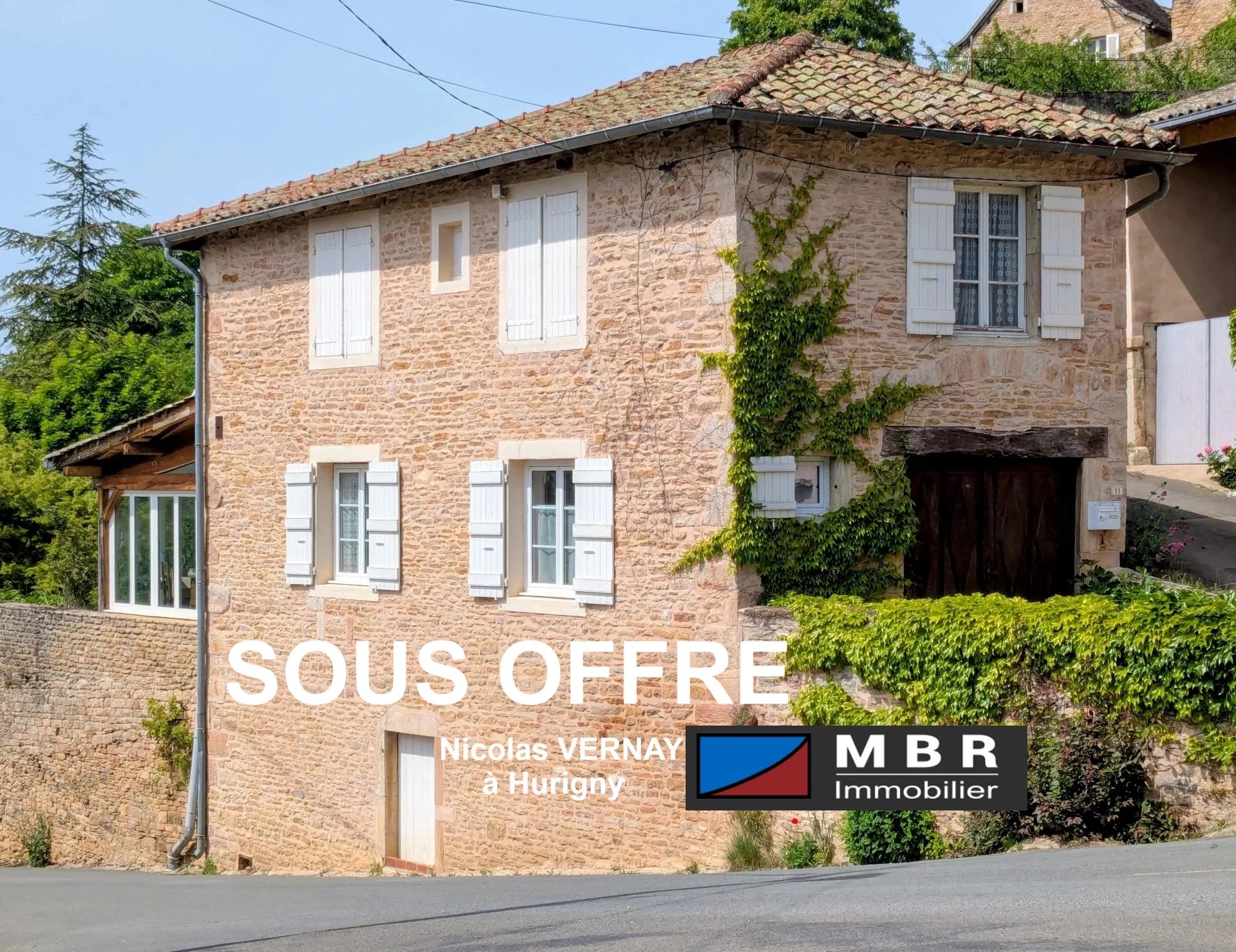 LA ROCHE VINEUSE - SOUS OFFRE