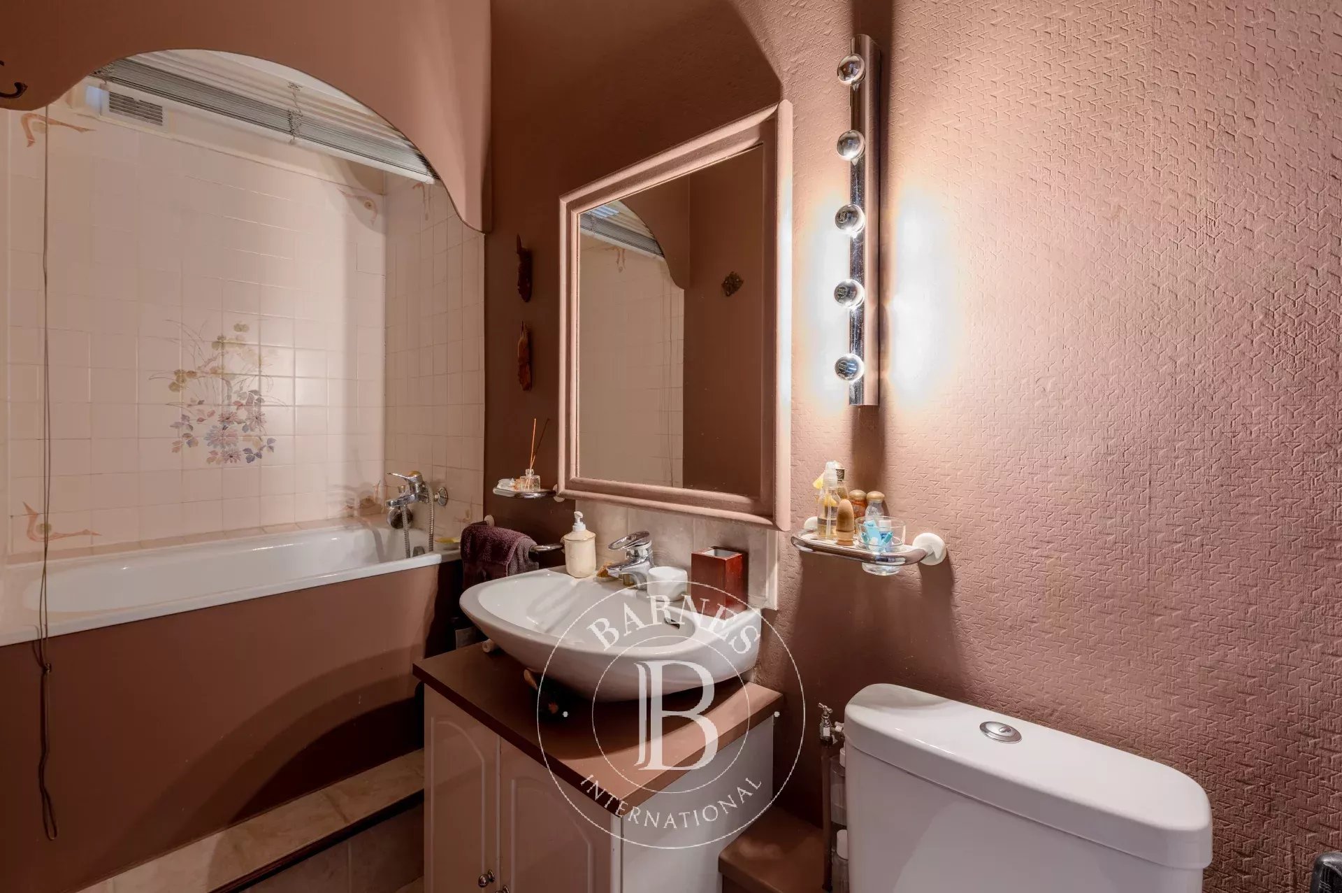 Daire Paris 18ème - picture 8