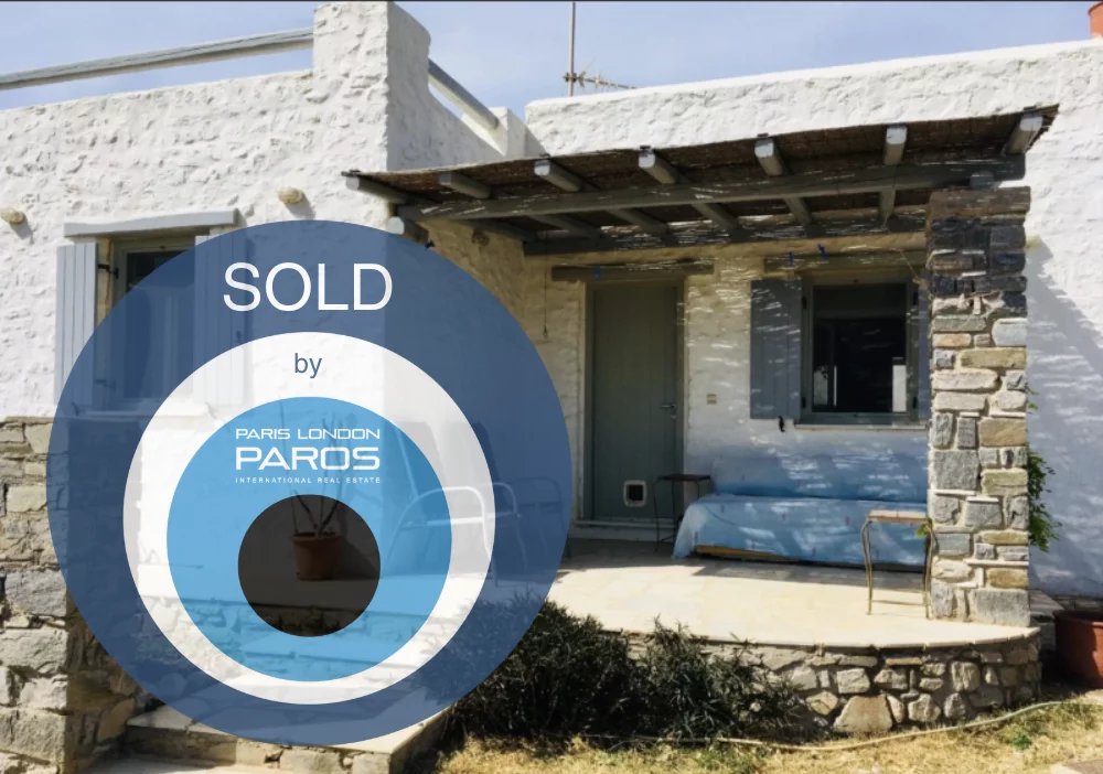 Detached Maisonette walking distance to the beach