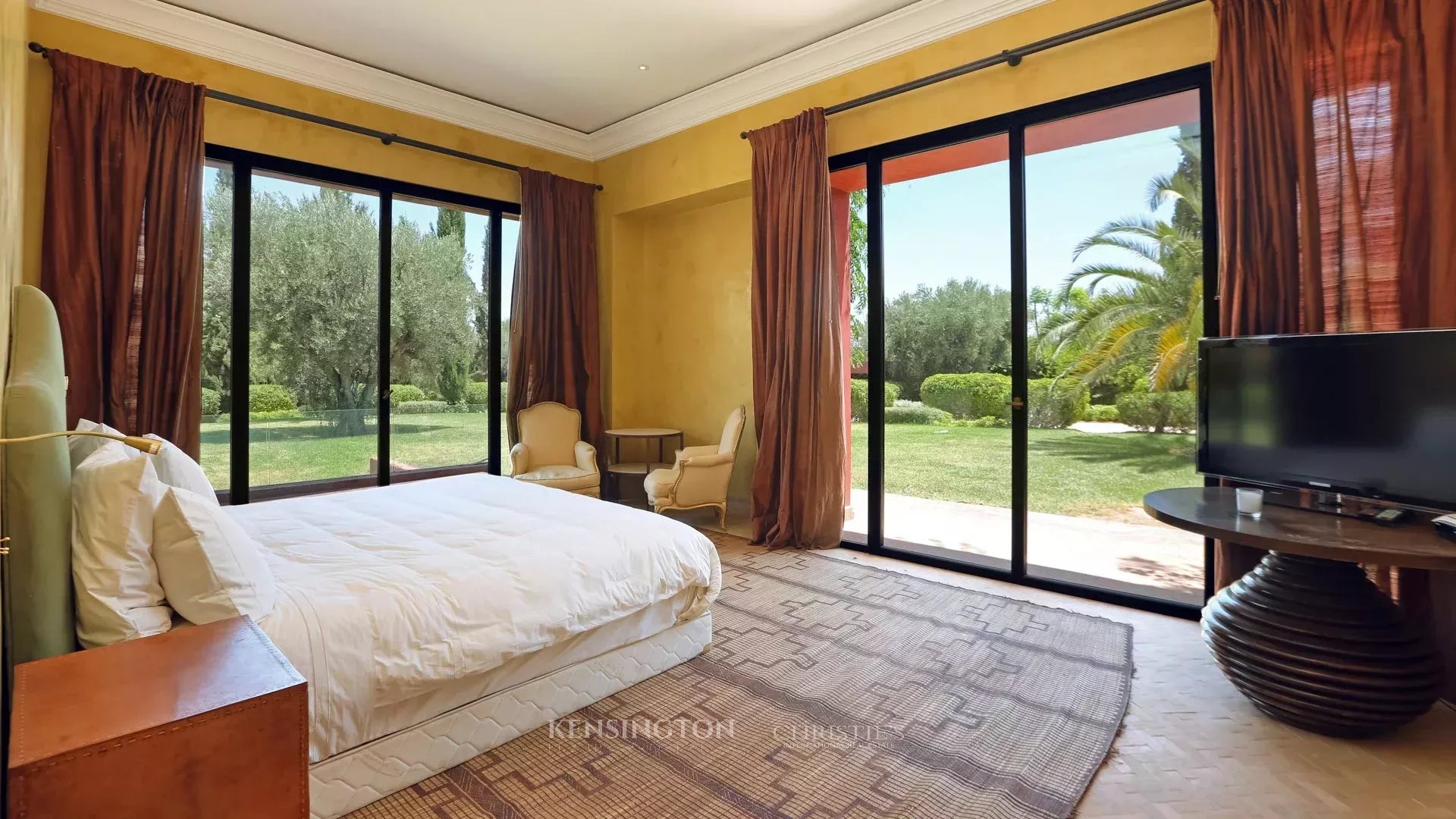 9 Bedroom Villa/Townhouse's Image 4