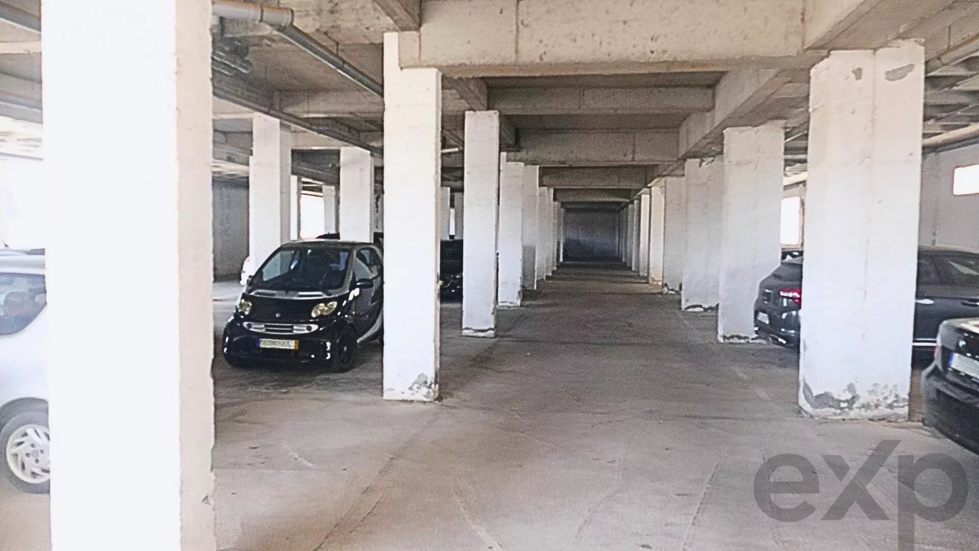 Combined Property: Warehouse/Commercial Space with exclusive access to a 25 space garage 8300-016 image 12