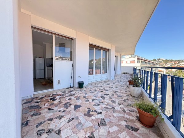 Elegant 4-Room Family Apartment in Petit Juas, Cannes | French Riviera — photo 2