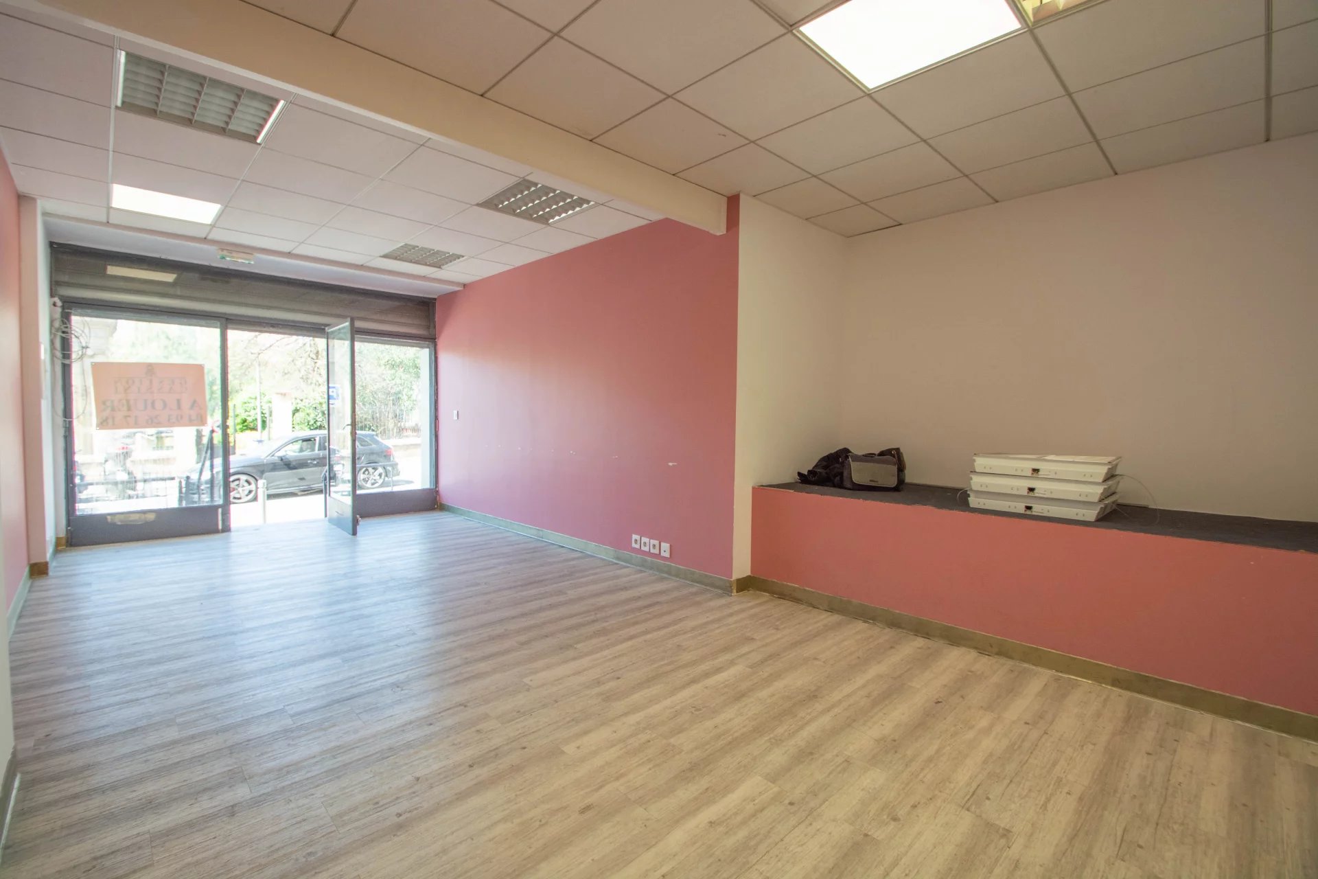 Location Local commercial Vallauris Centre Ville