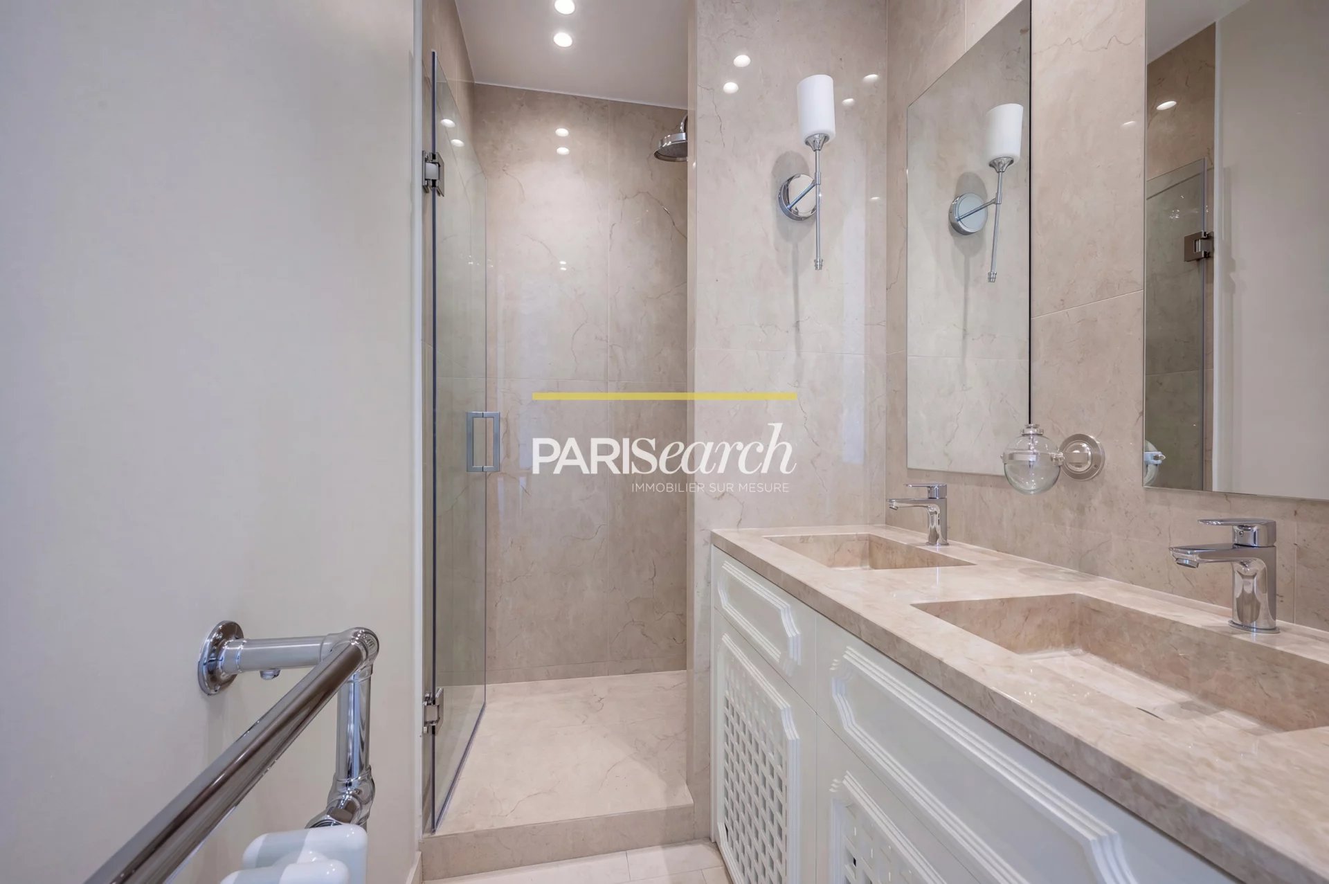 AV MARCEAU-HOTEL FOUR SEASONS