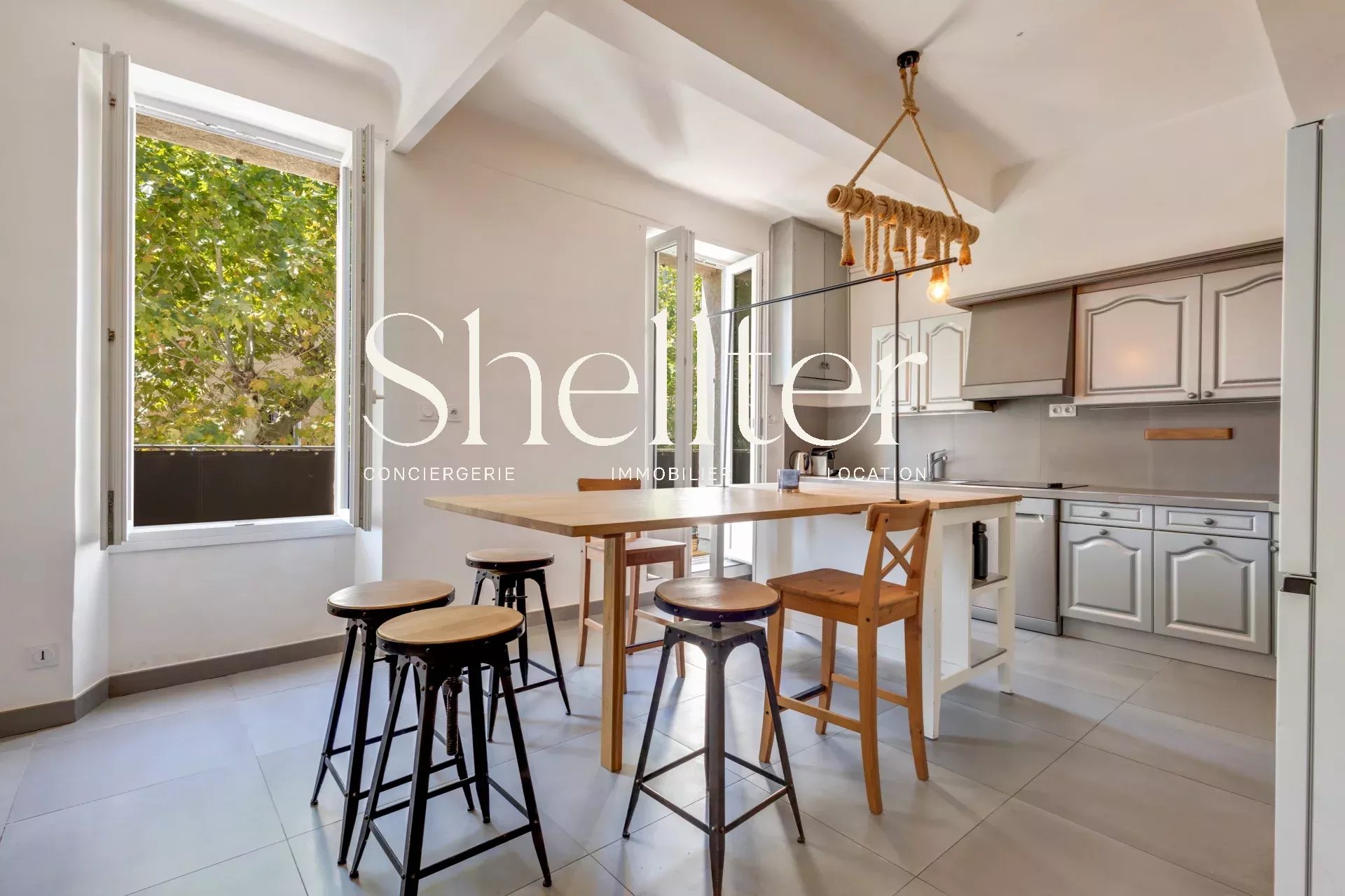 Agence immobilière de 