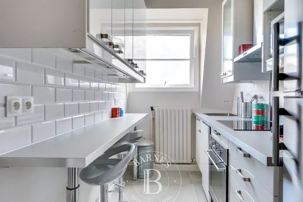 Daire Paris 8ème - picture 7