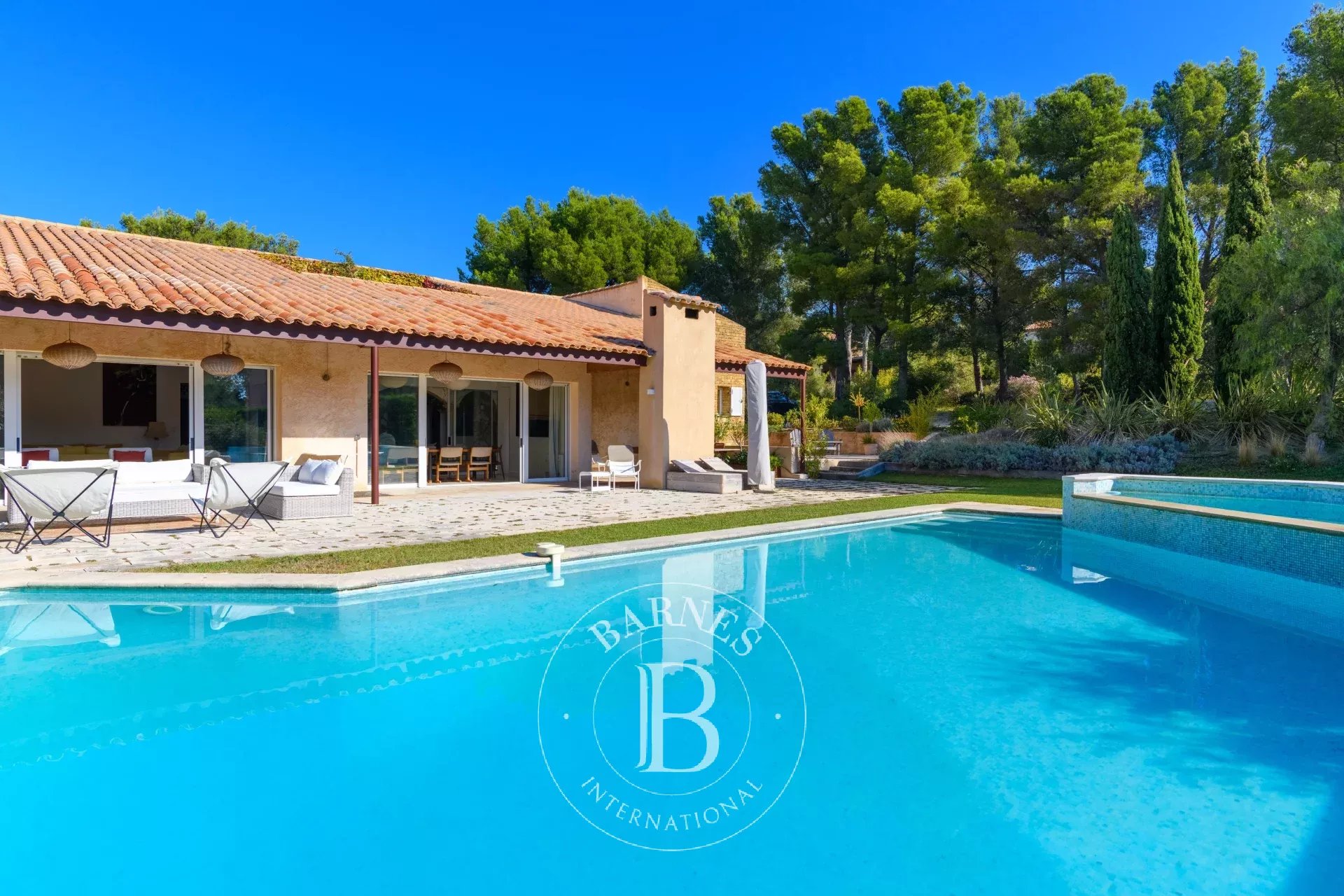 Ev Saint-Cyr-sur-Mer