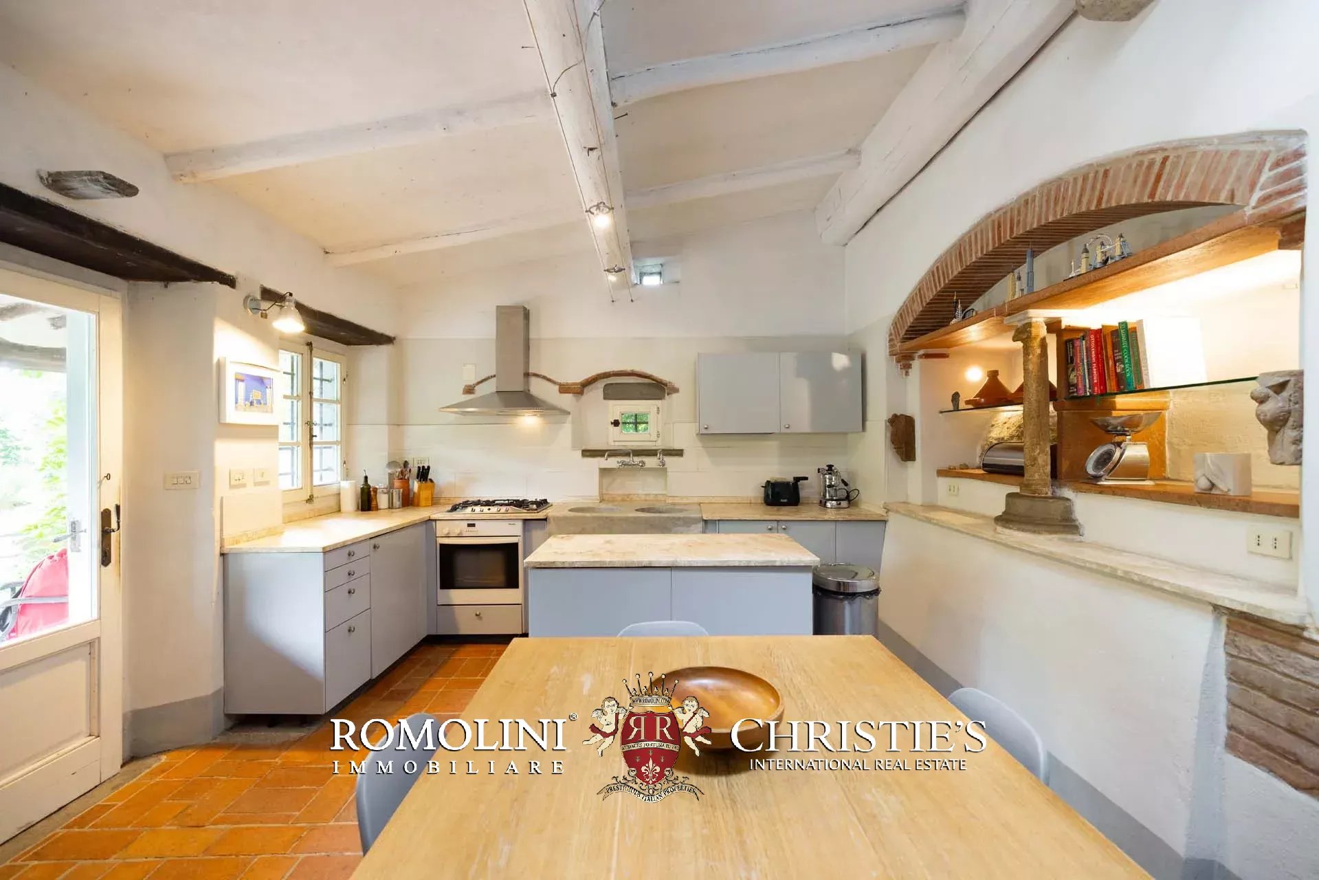 5 Bedroom Apartment/Flat's Image 27