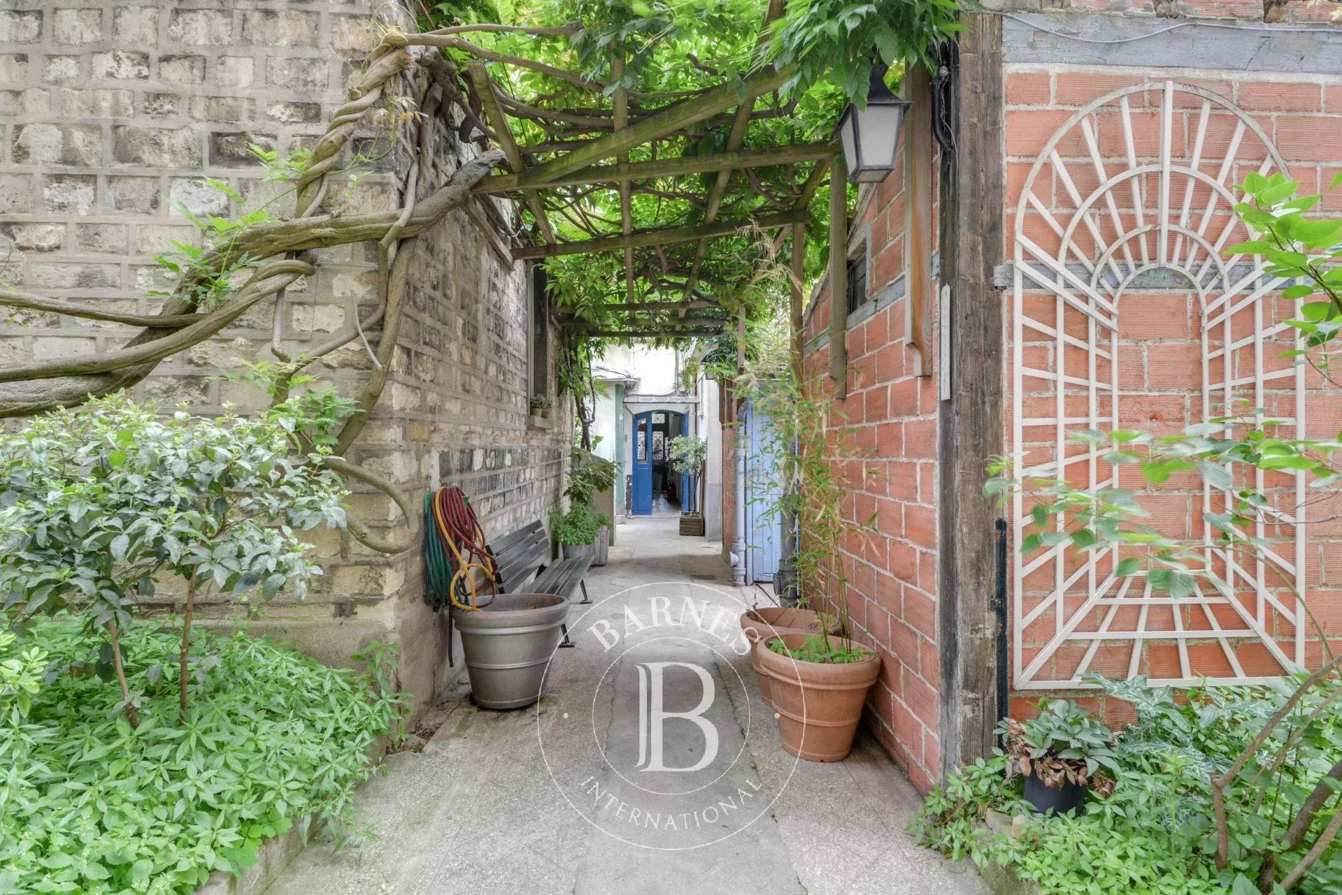 Daire Levallois-Perret