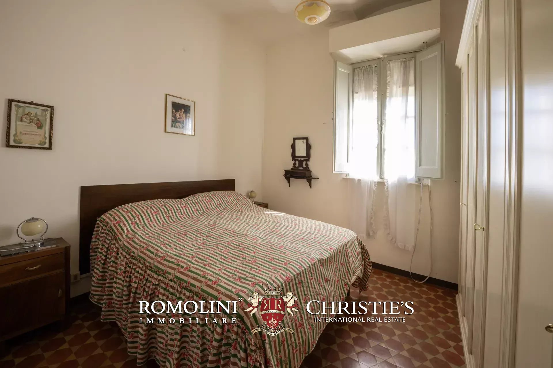 17 Bedroom Villa/Townhouse's Image 27