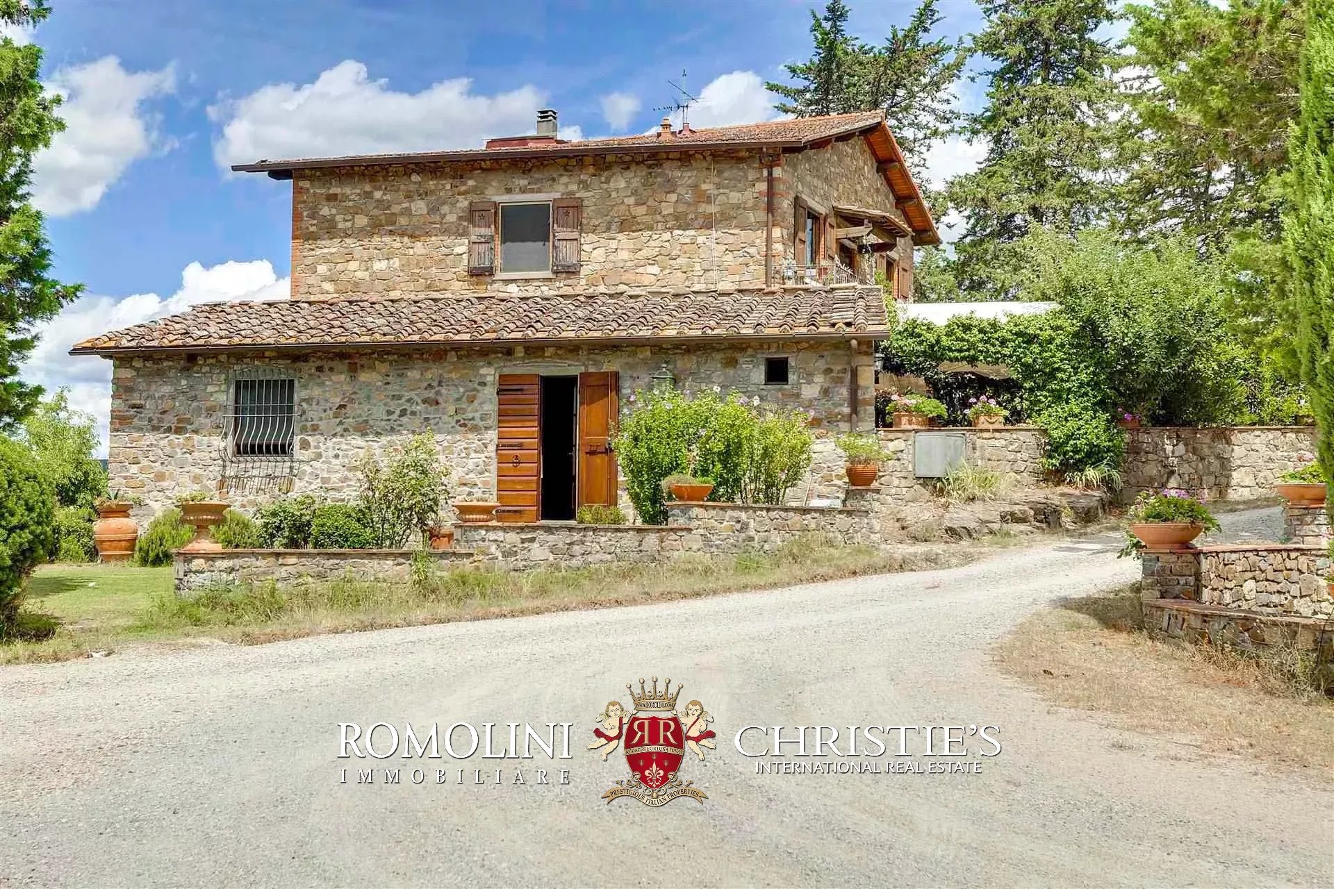9 Bedroom Vineyard's Image 18