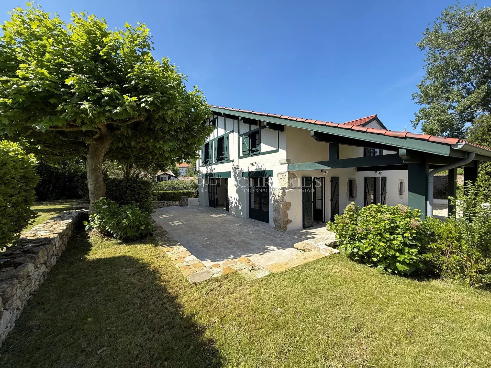 For sale Bidart - A 18th century farmhouse with swimming pool