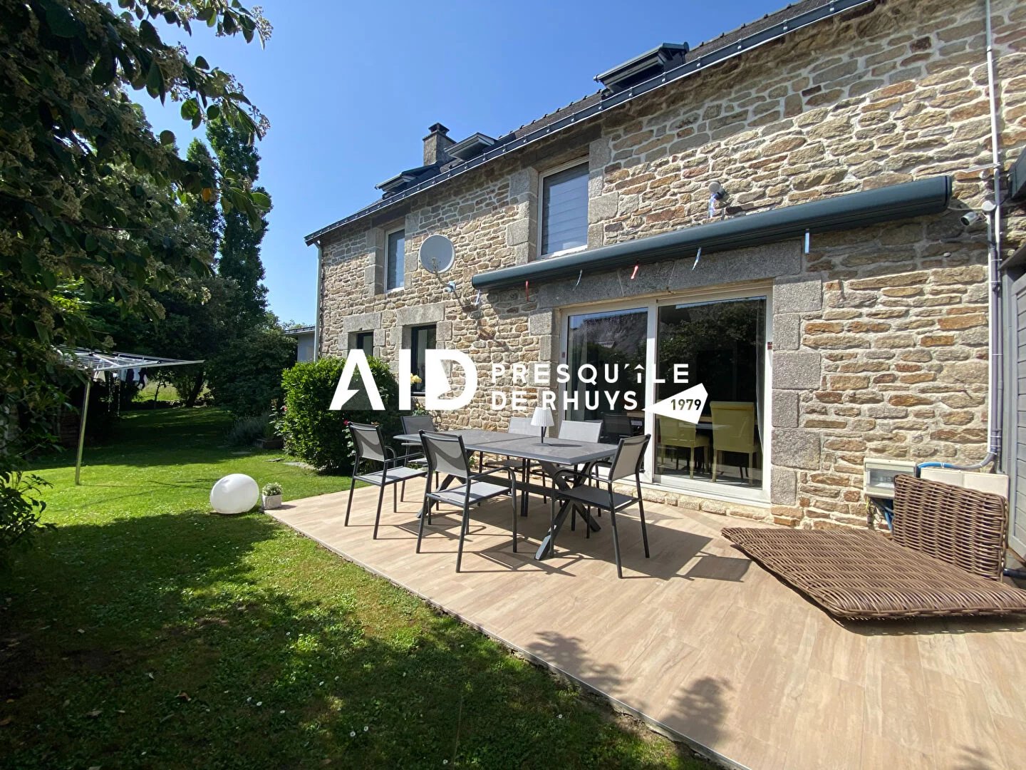 Magnifique propriété rénovée de 208 m² avec deux gîtes et spas ? Cadre calme et verdoyant