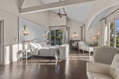 Historic Cap d'Antibes Family Estate | Luxury Villa with Tennis Court — photo 7 of 7