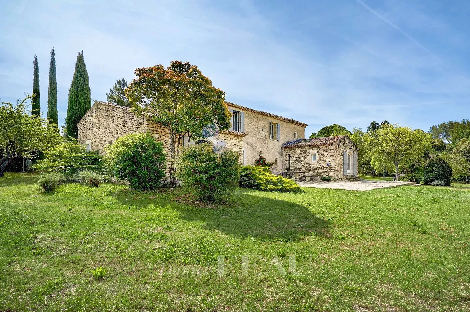 Ménerbes - Mas du XVIIIème entièrement rénové