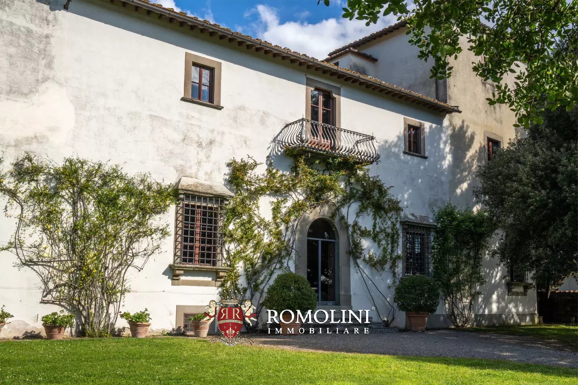 27 Bedroom Vineyard's Image 29
