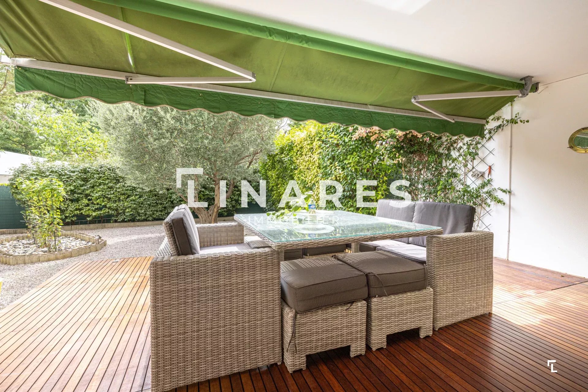 LE JARDIN PAISIBLE - Appartement T2 de 68m2 + jardin de 145 m2 + cave - Résidence avec piscine - 13009 Le Cabot