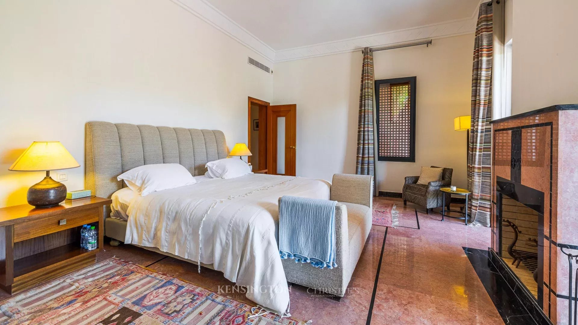 5 Bedroom Villa/Townhouse's Image 31