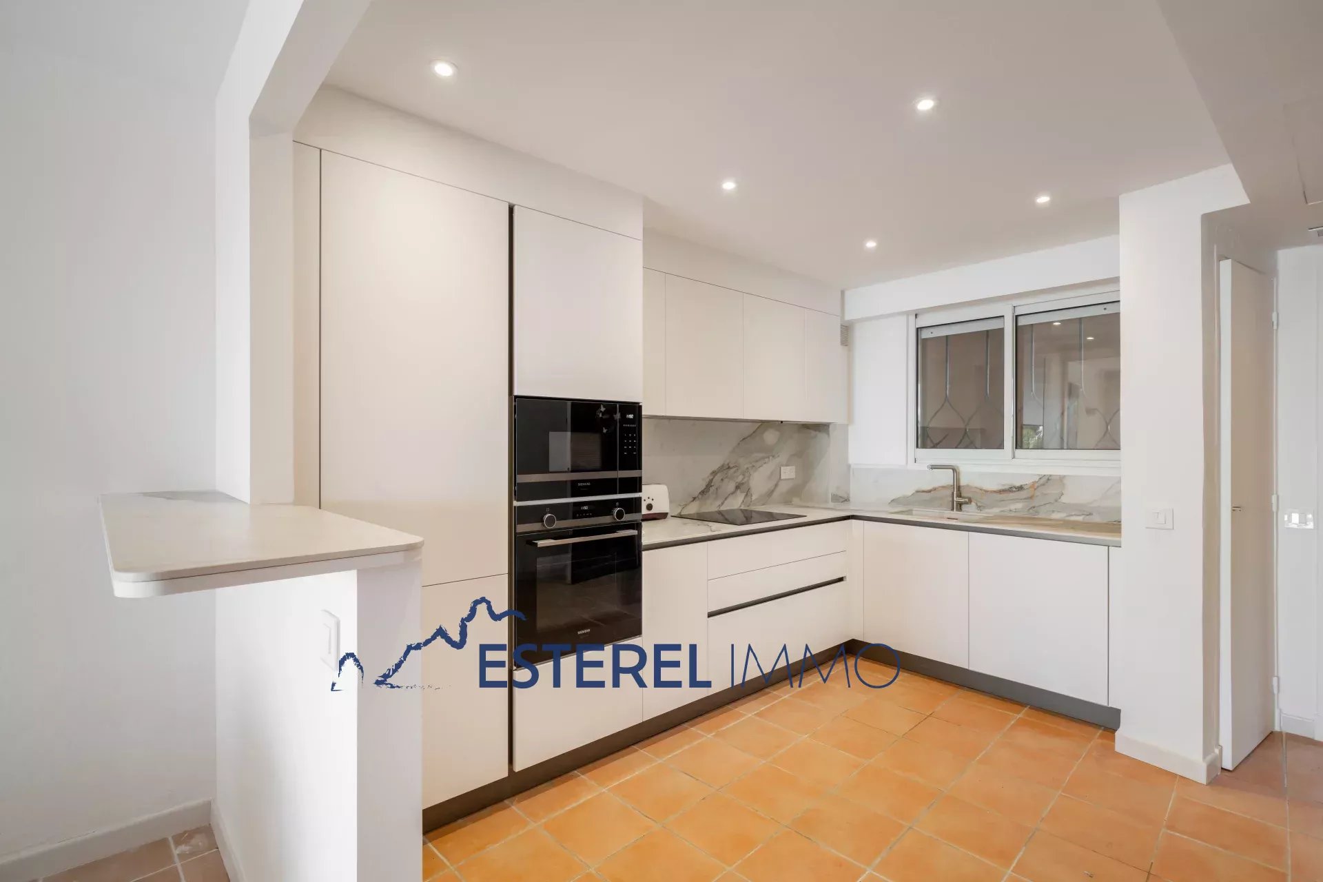 Appartement 2 chambres à louer pour les vacances à Port-la-Galère — photo 2